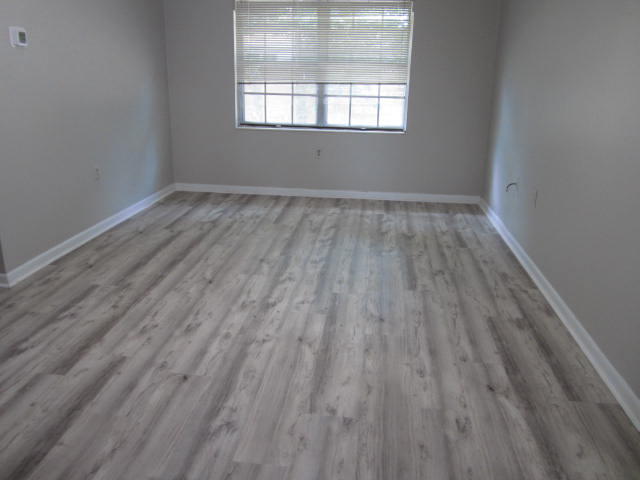 PORT DIXIE - Residential Lease