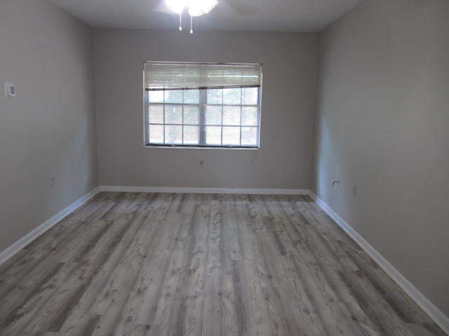 PORT DIXIE - Residential Lease
