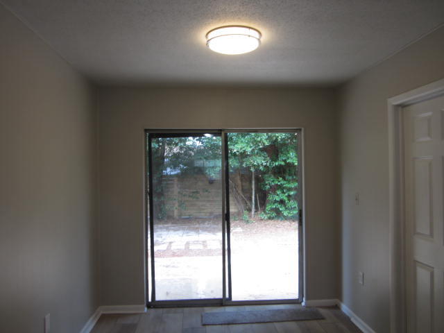 PORT DIXIE - Residential Lease