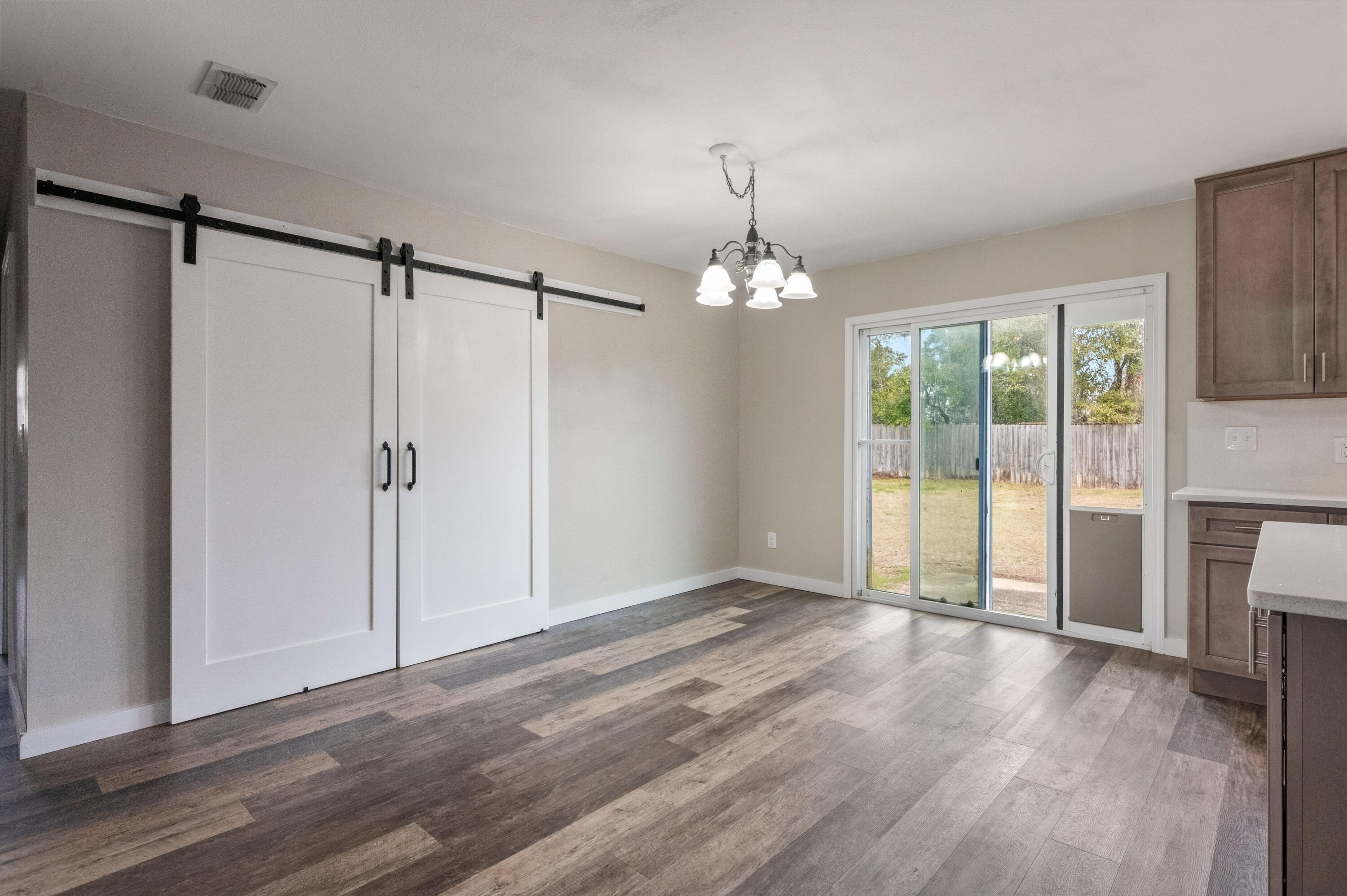 PALM ESTATES UNIT 3 - Residential