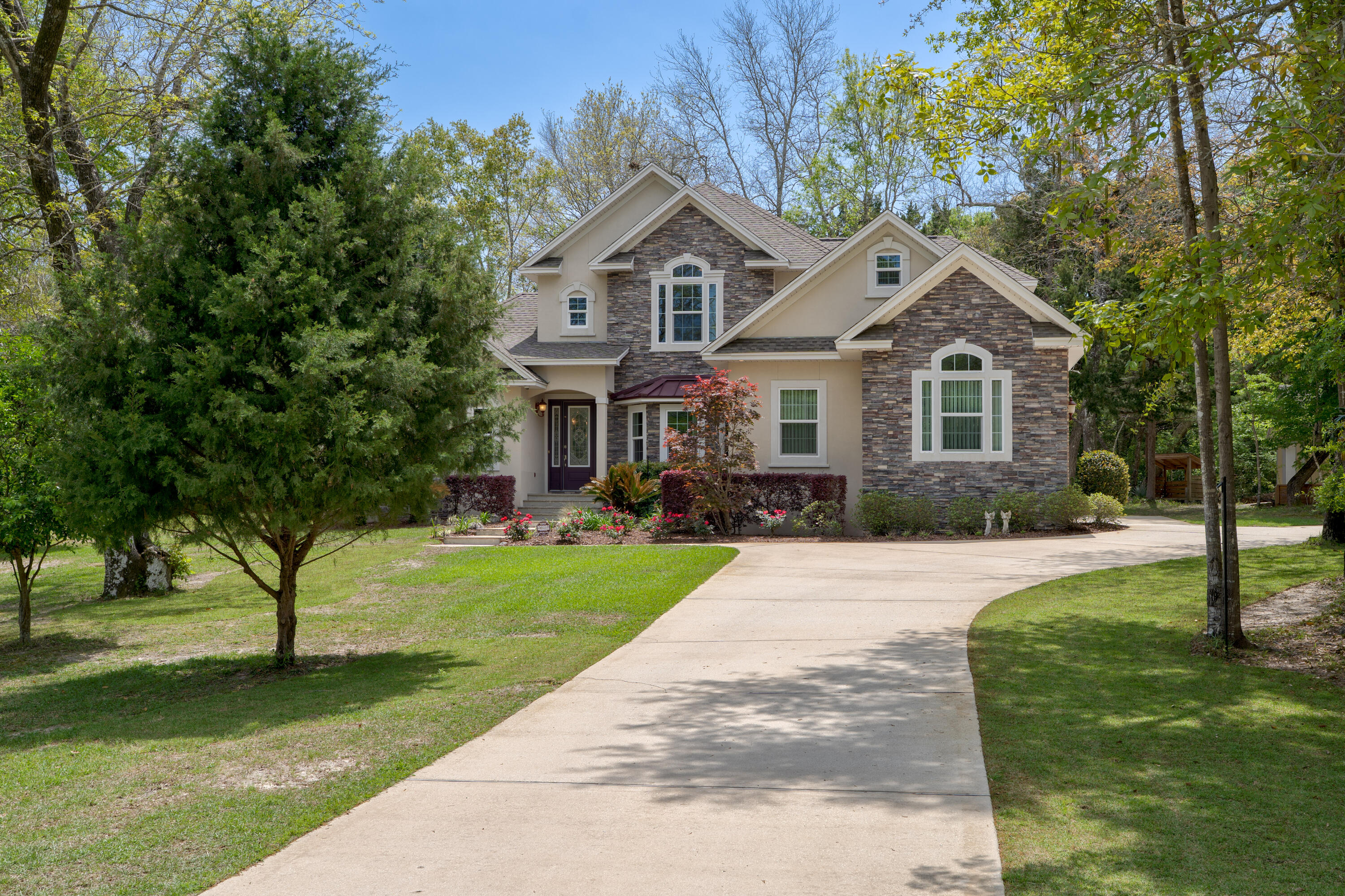Lake Pippin - Residential