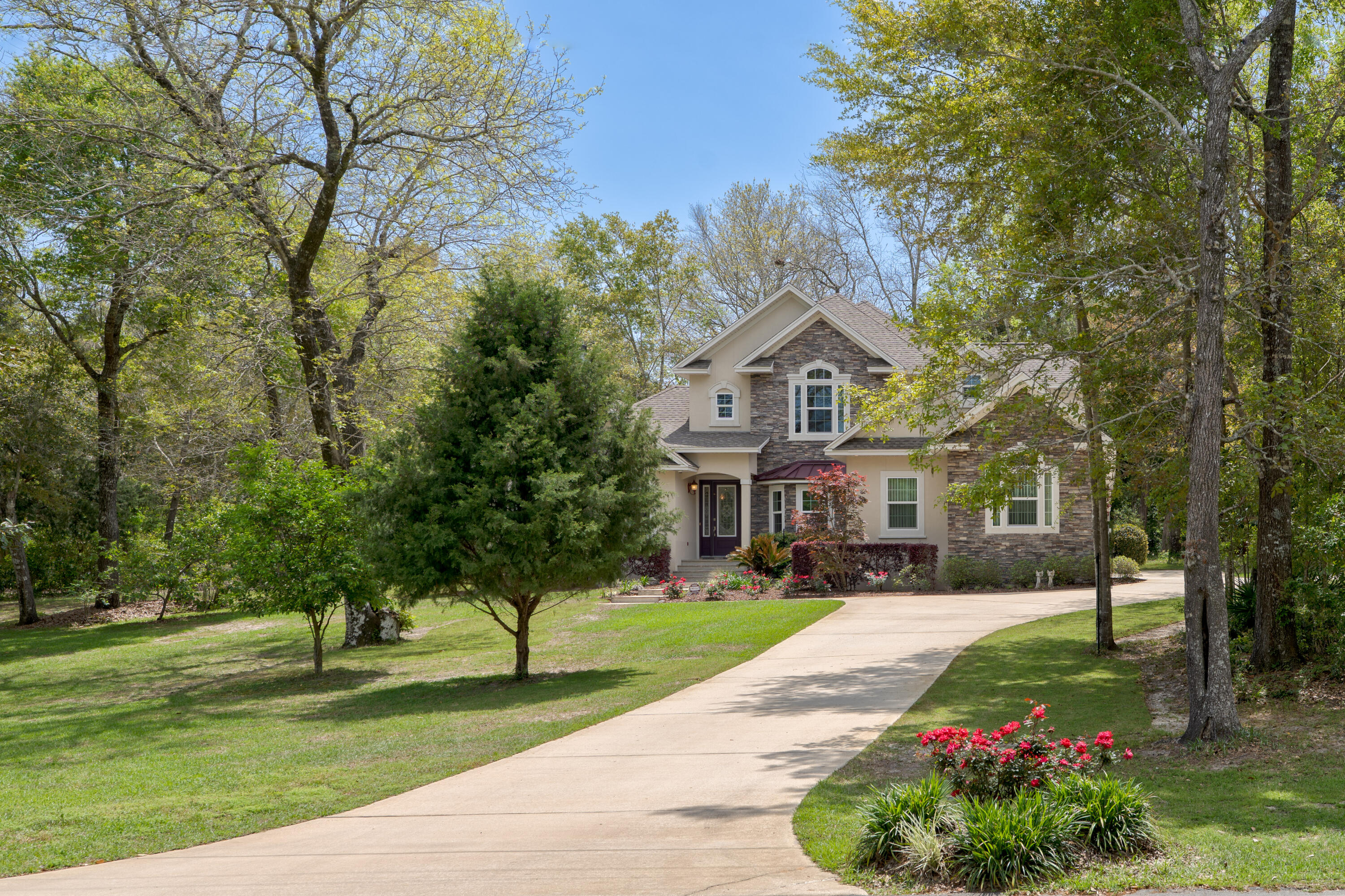 Lake Pippin - Residential