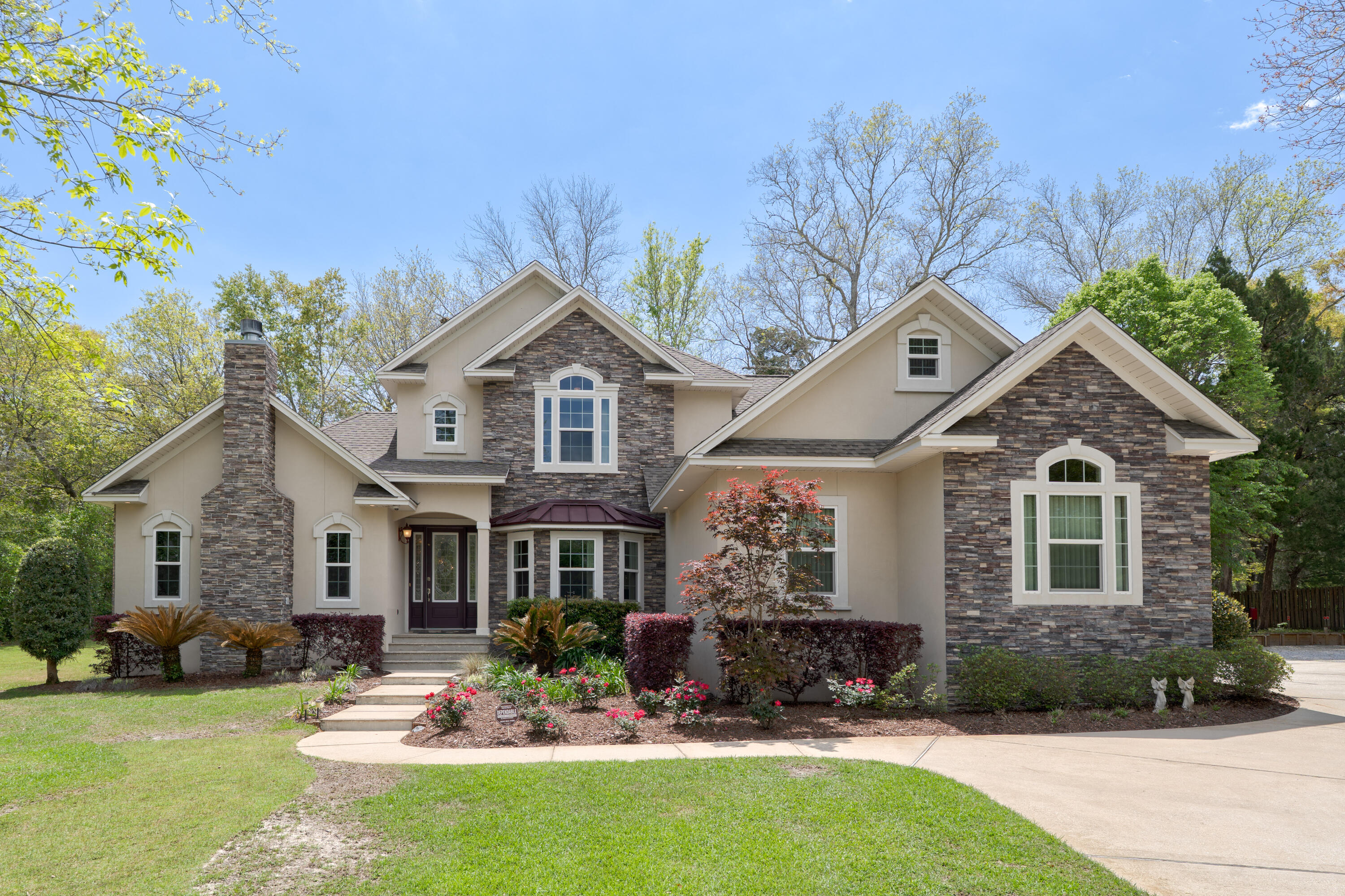 Lake Pippin - Residential