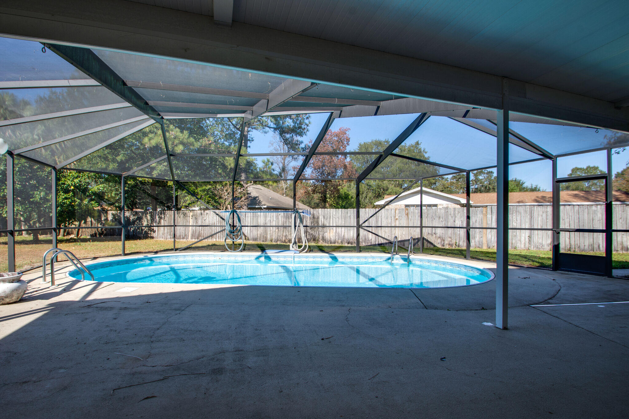 RAINTREE ESTATES - Residential Lease