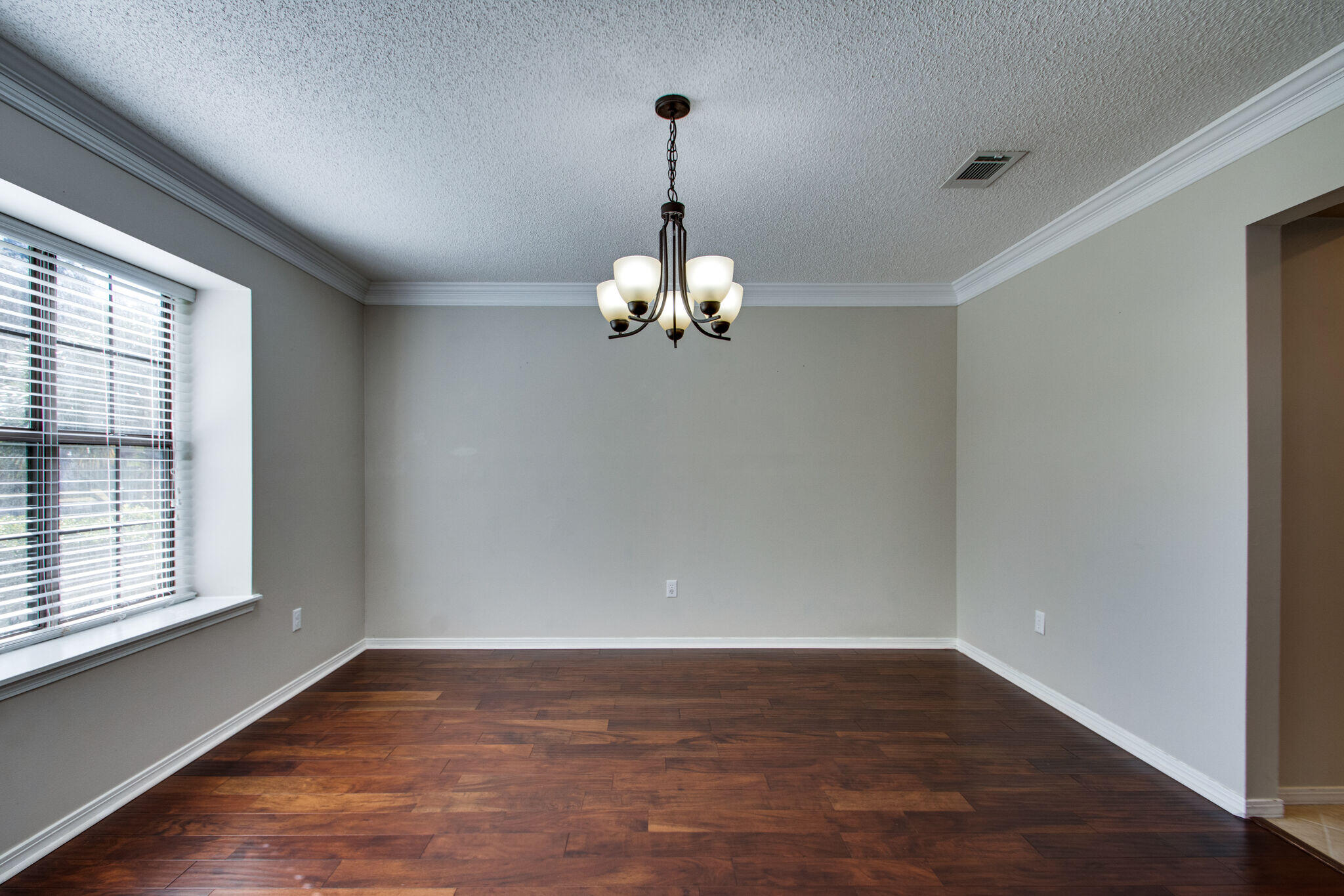 RAINTREE ESTATES - Residential Lease