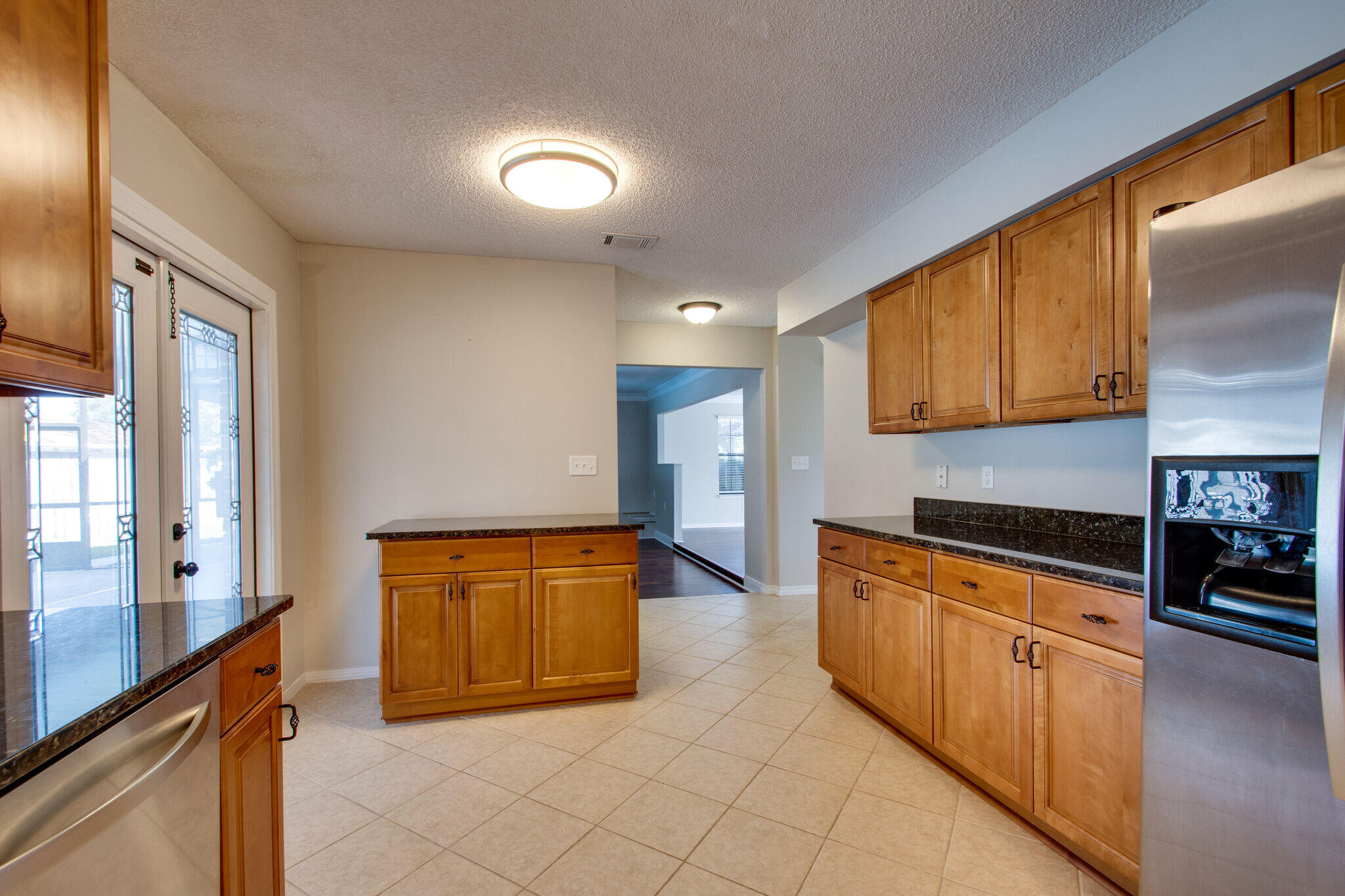 RAINTREE ESTATES - Residential Lease