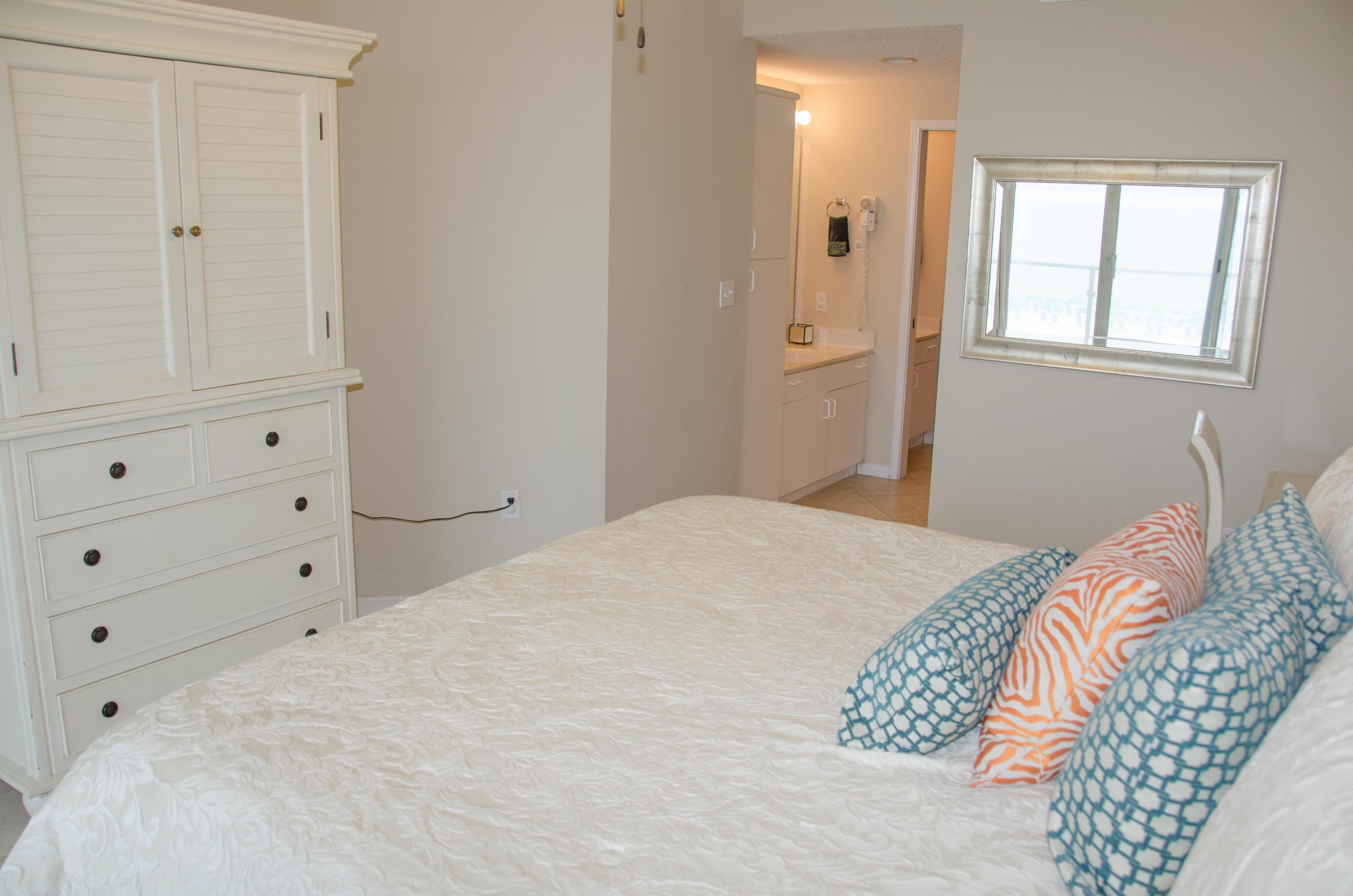 STERLING SANDS CONDO - Residential