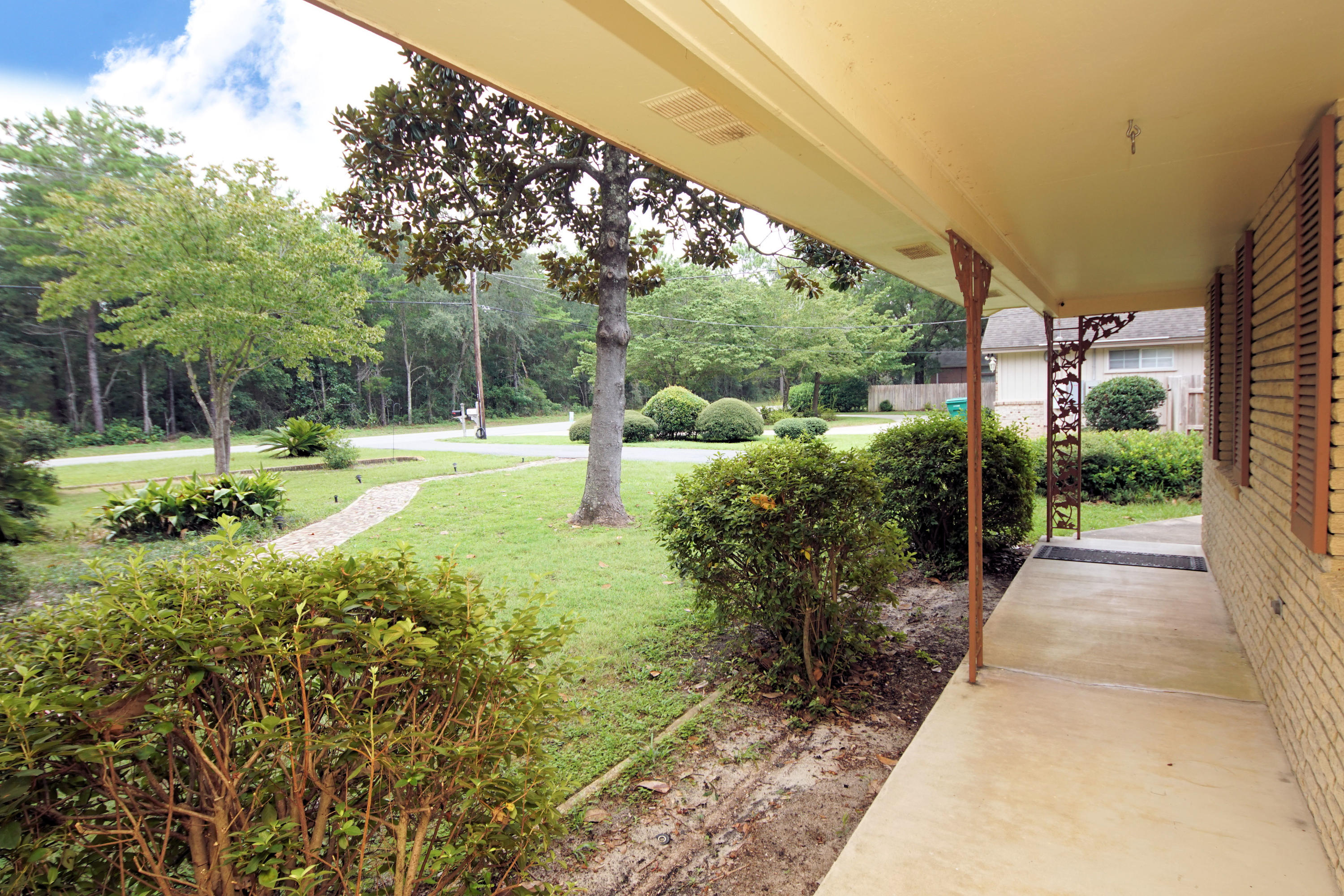 BAYOU POQUITO - Residential