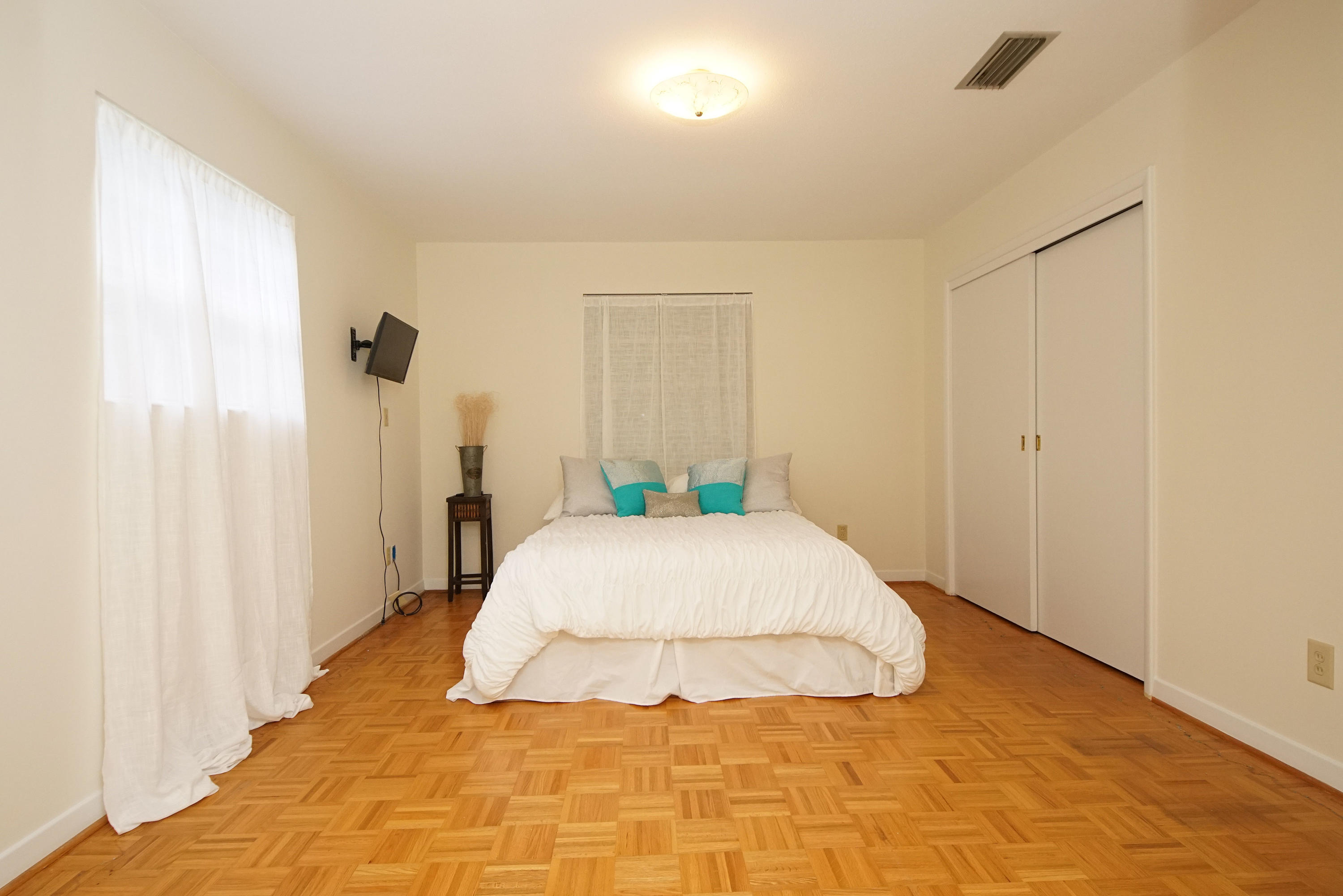 BAYOU POQUITO - Residential