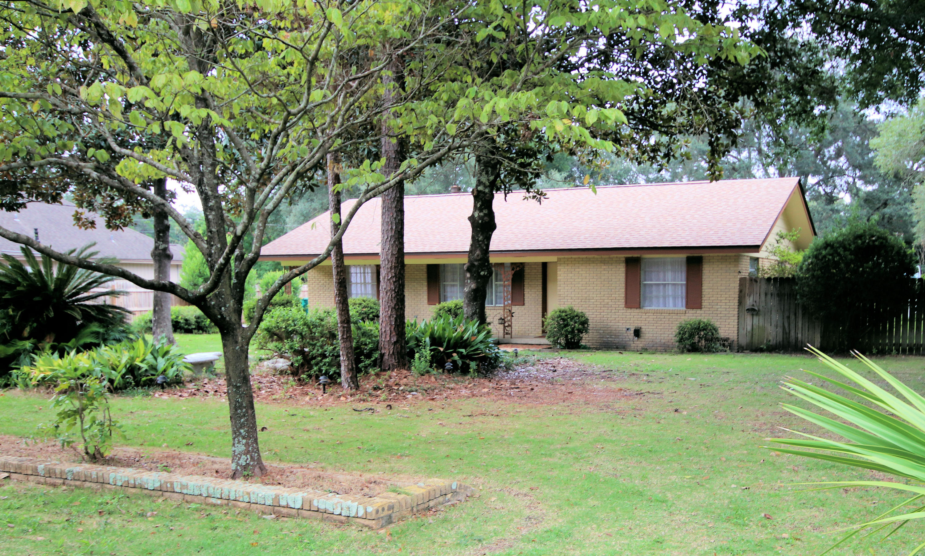 BAYOU POQUITO - Residential