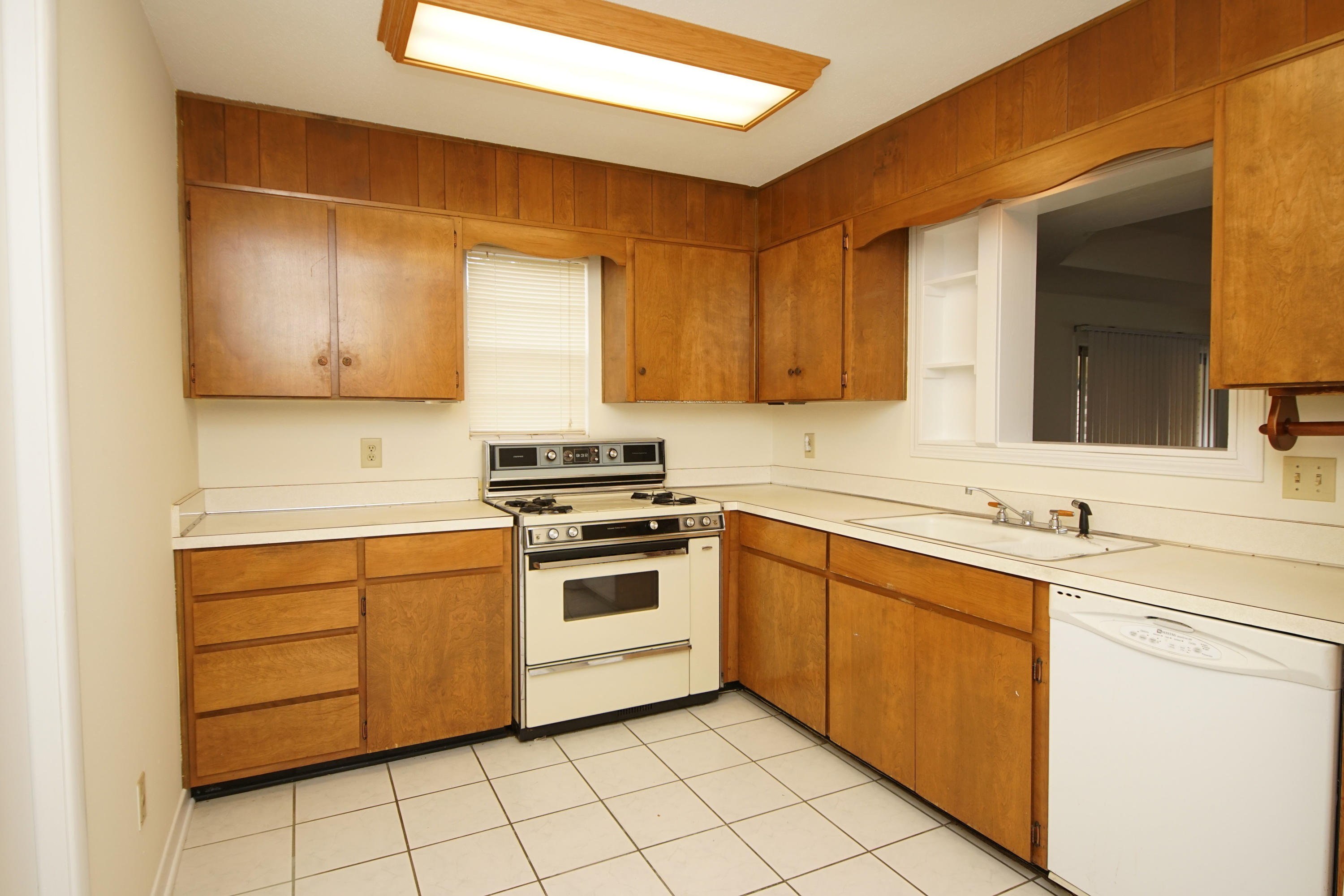 BAYOU POQUITO - Residential