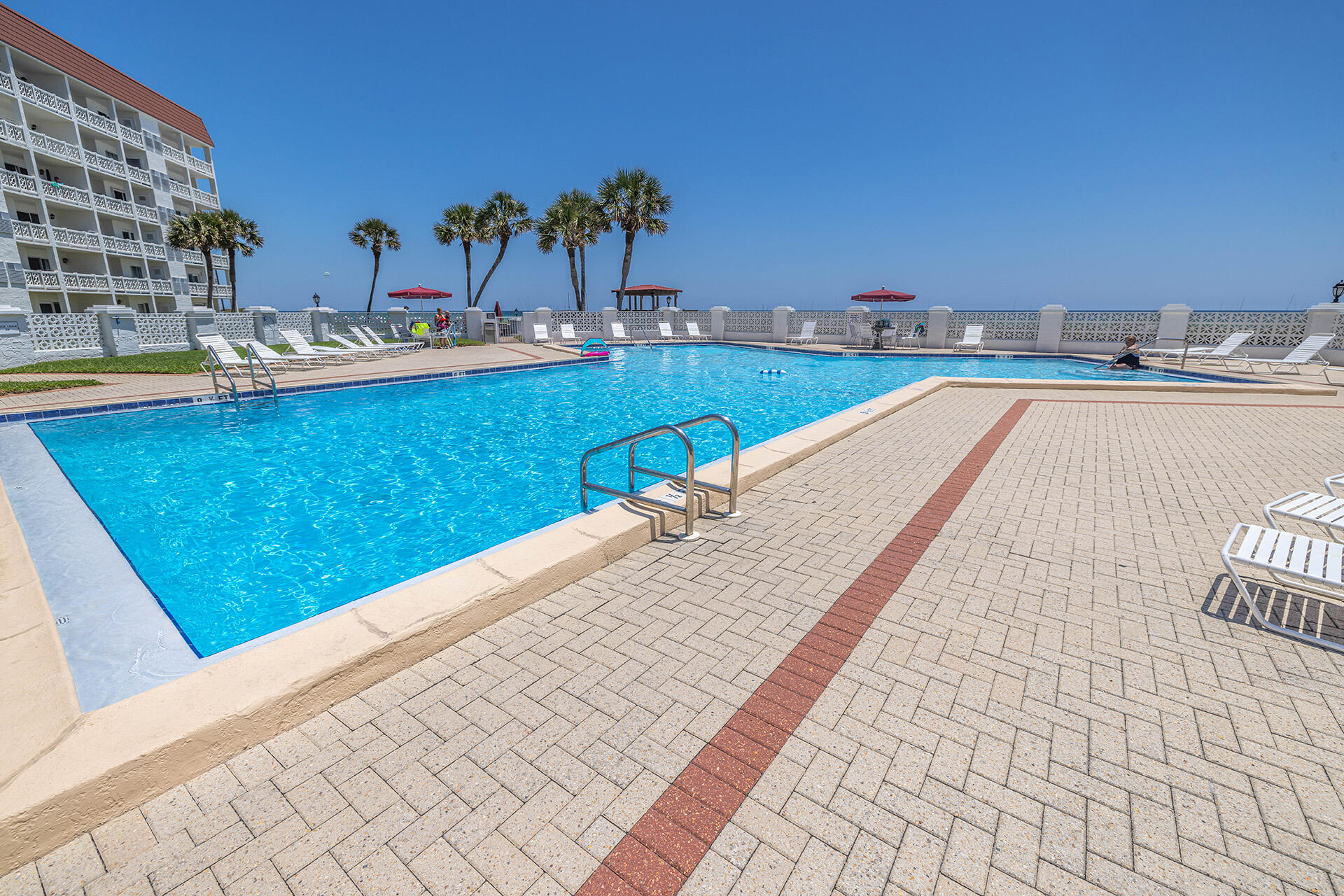 El Matador - Residential