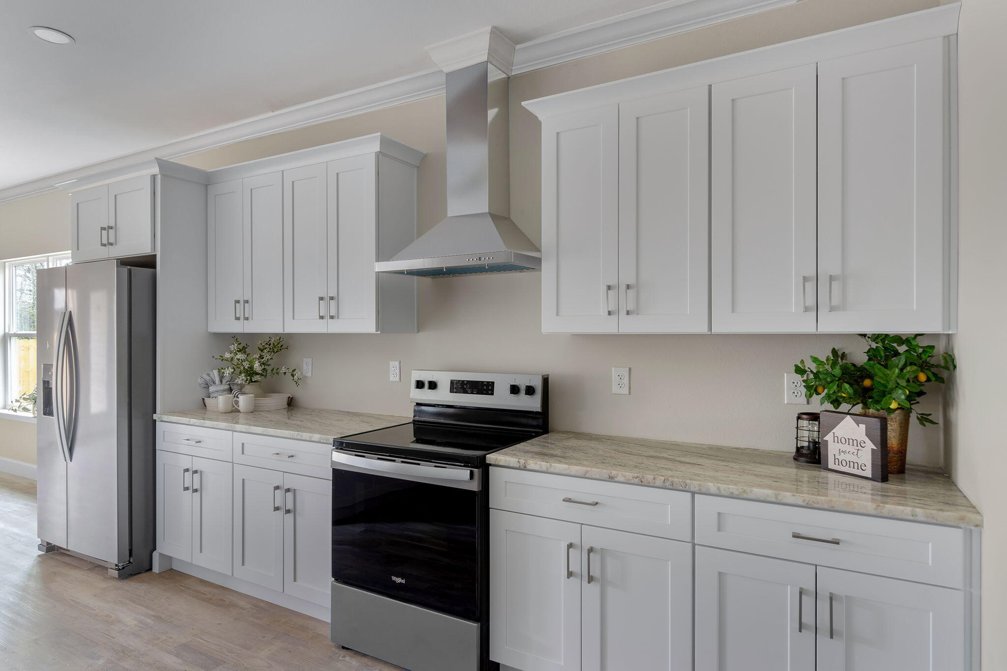 CRESCENT SHORES - Residential