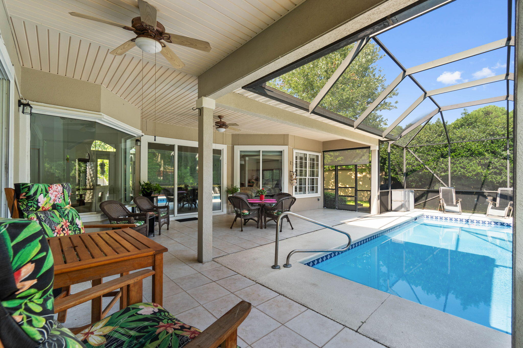 EMERALD LAKES PH 1 - Residential