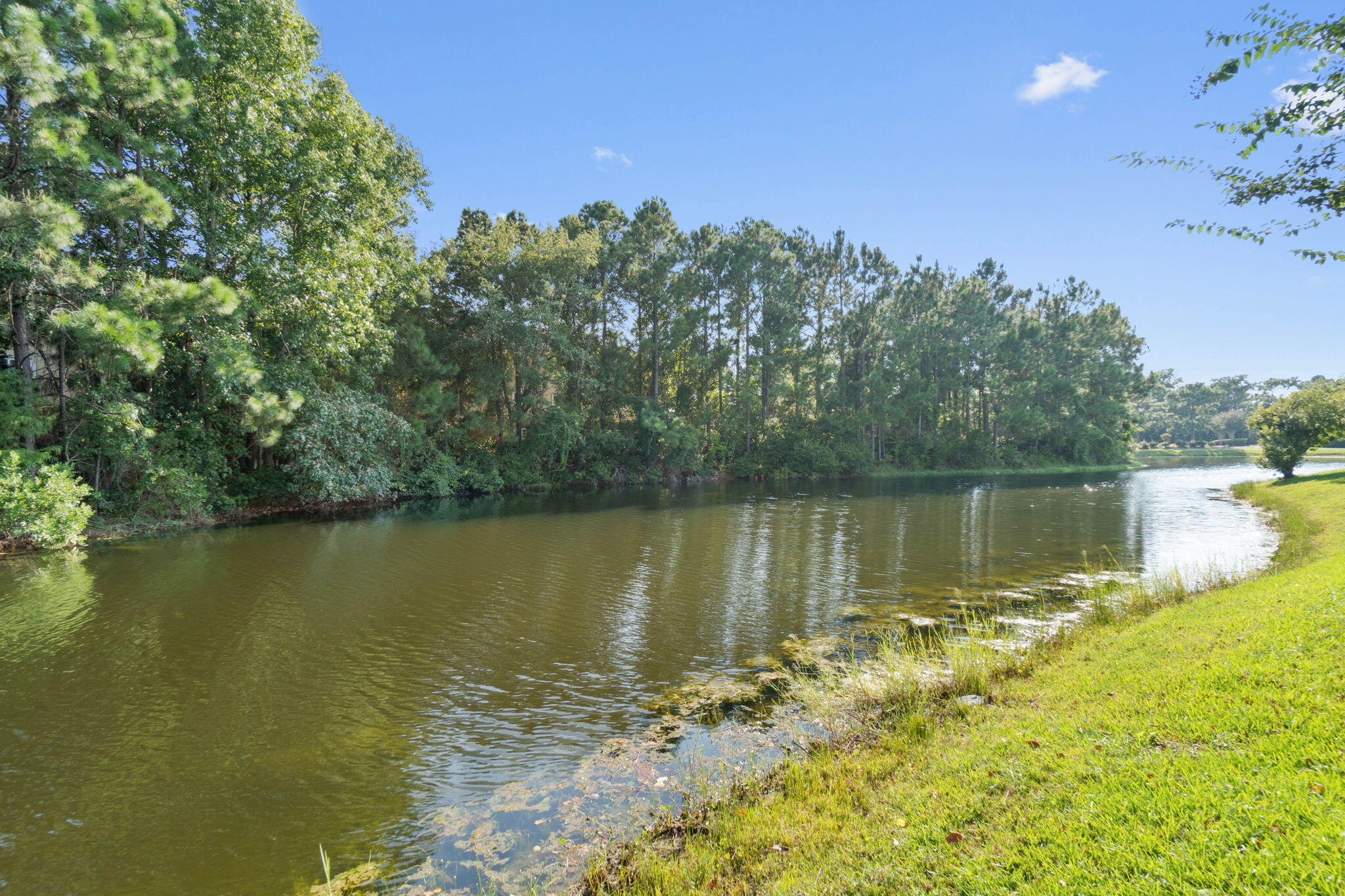 EMERALD LAKES PH 1 - Residential