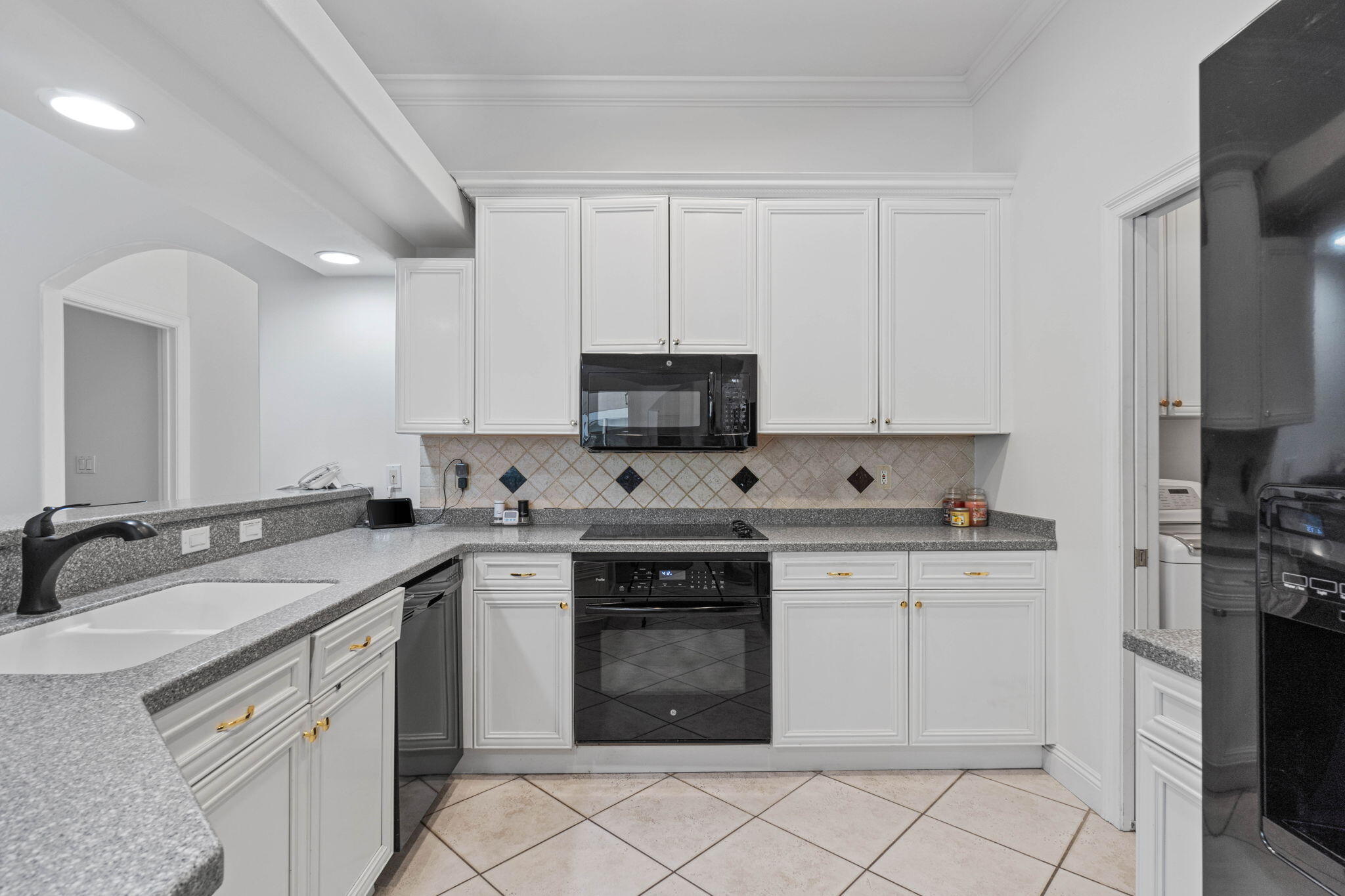EMERALD LAKES PH 1 - Residential