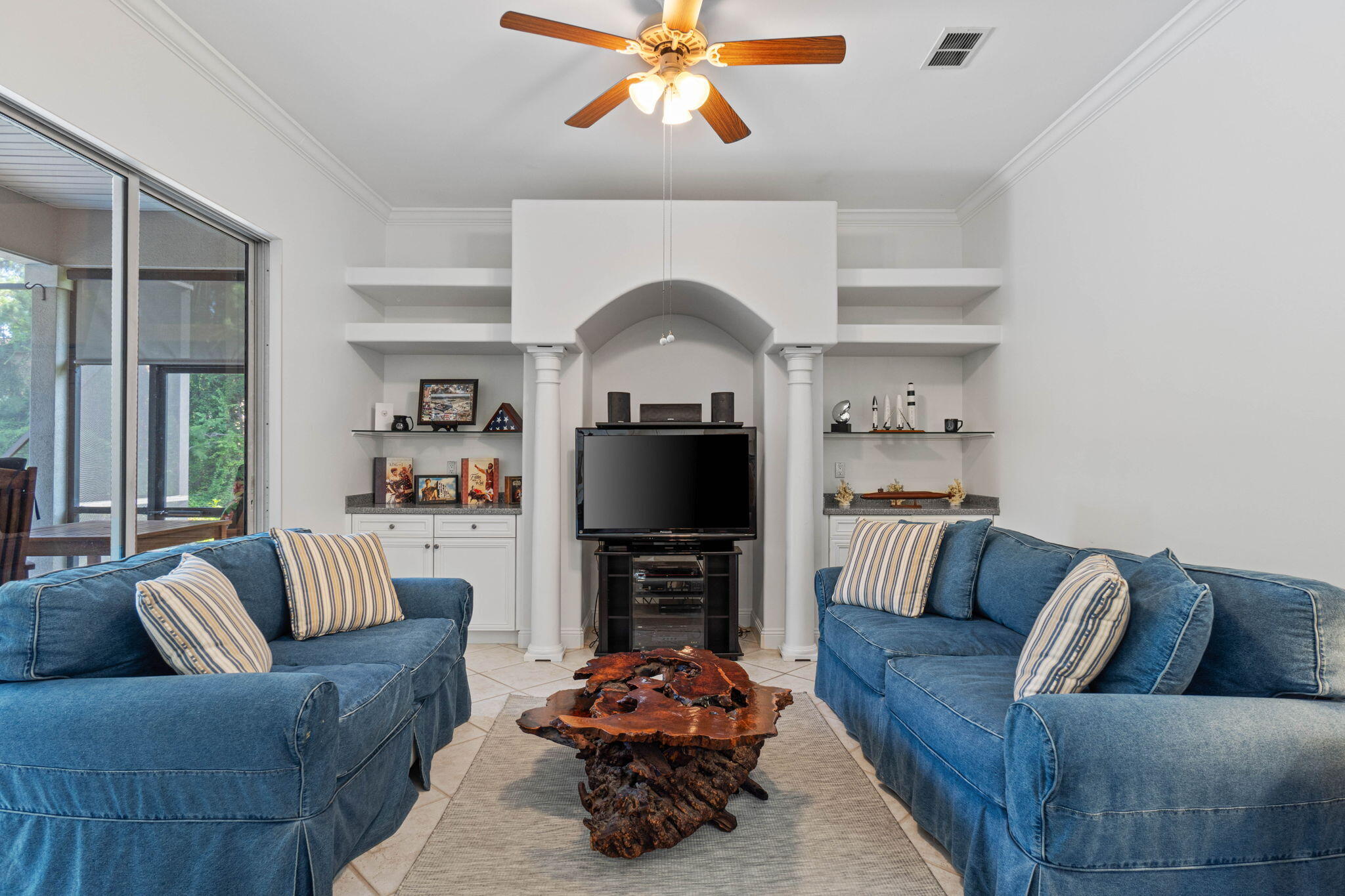 EMERALD LAKES PH 1 - Residential