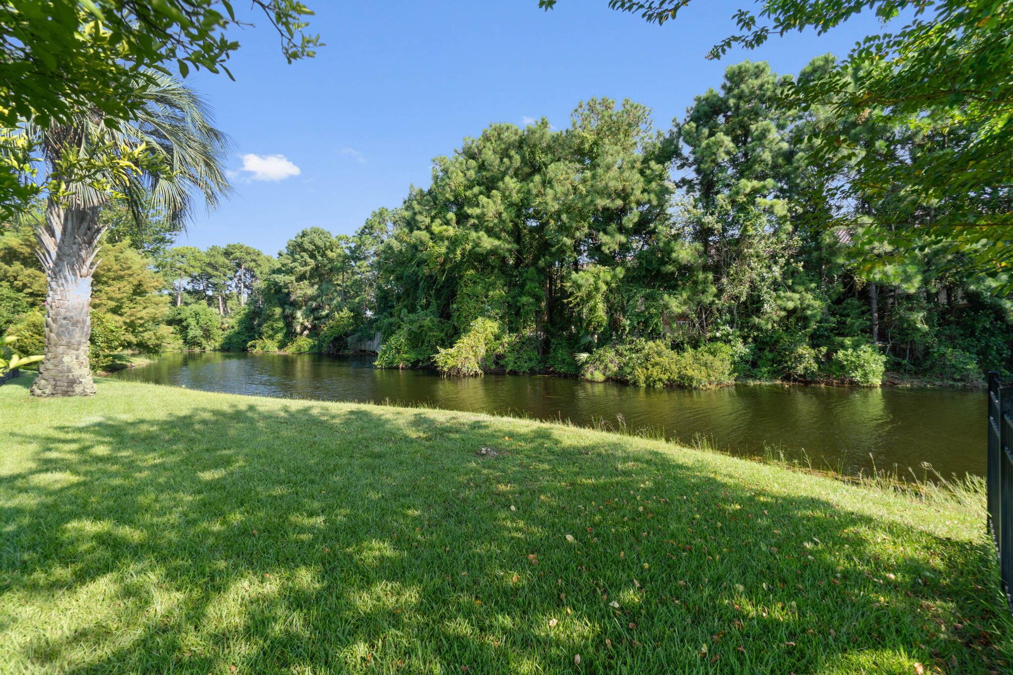 EMERALD LAKES PH 1 - Residential