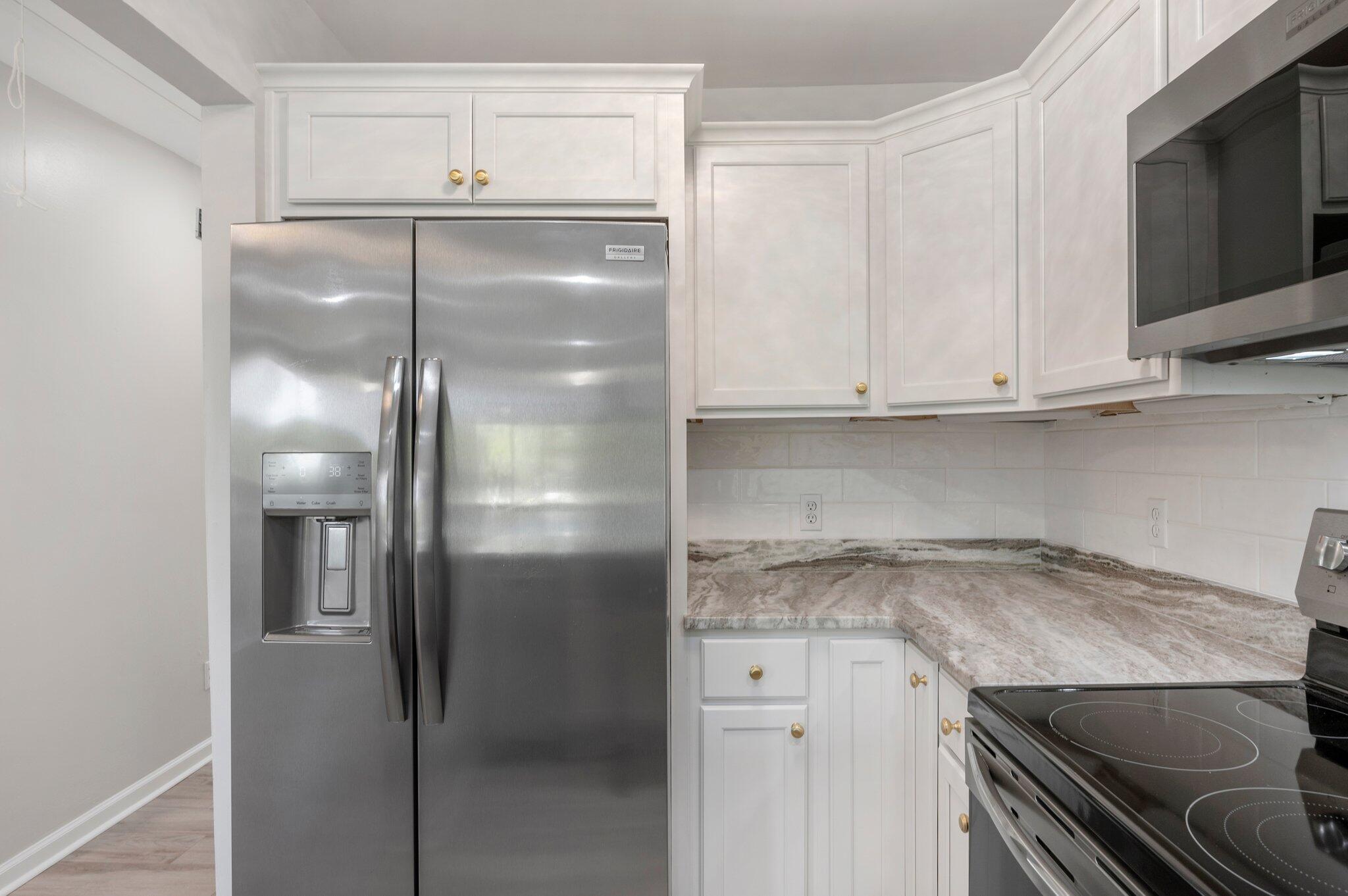 SWIFT BAYOU T/H - Residential Lease