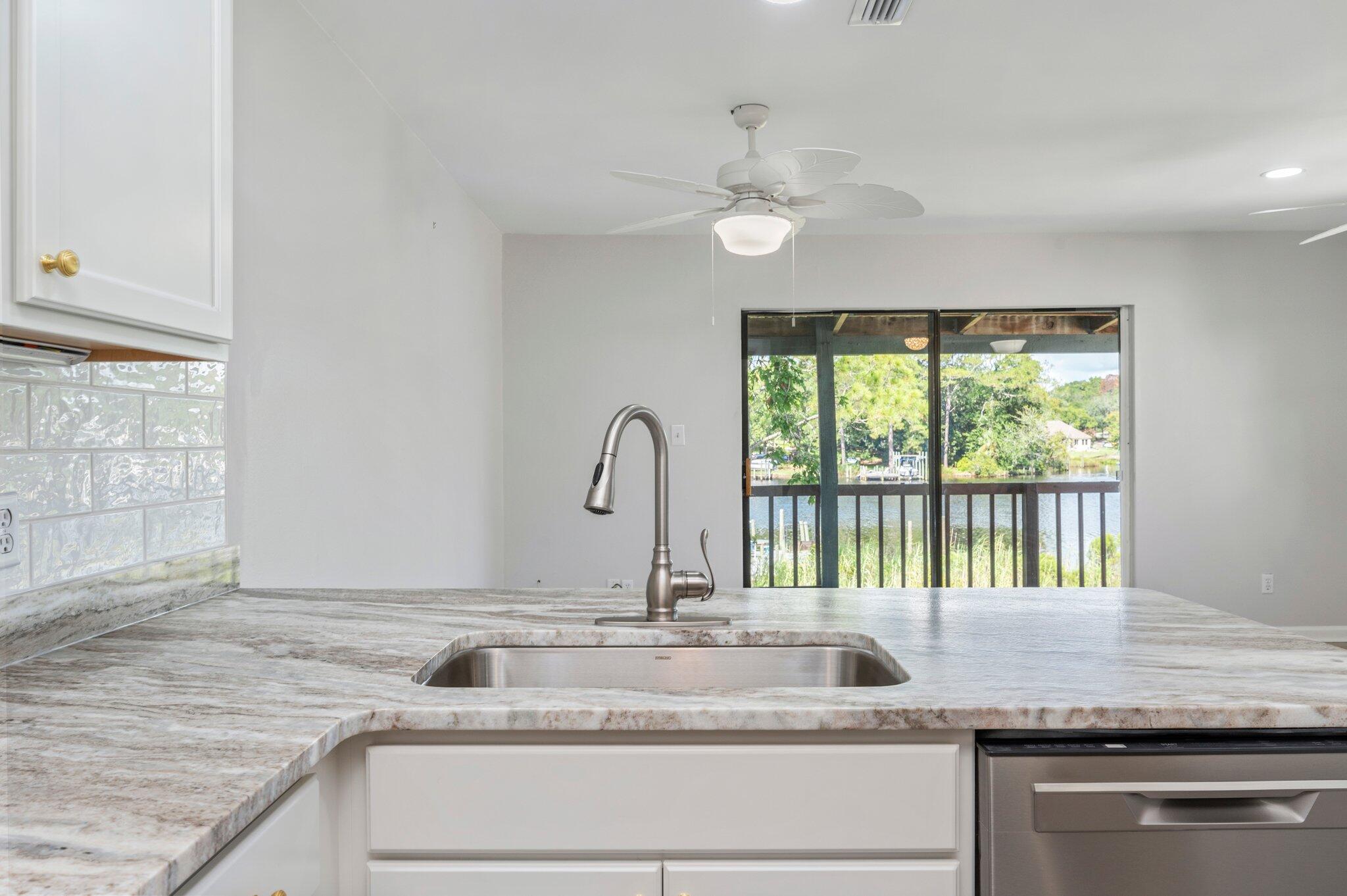 SWIFT BAYOU T/H - Residential Lease
