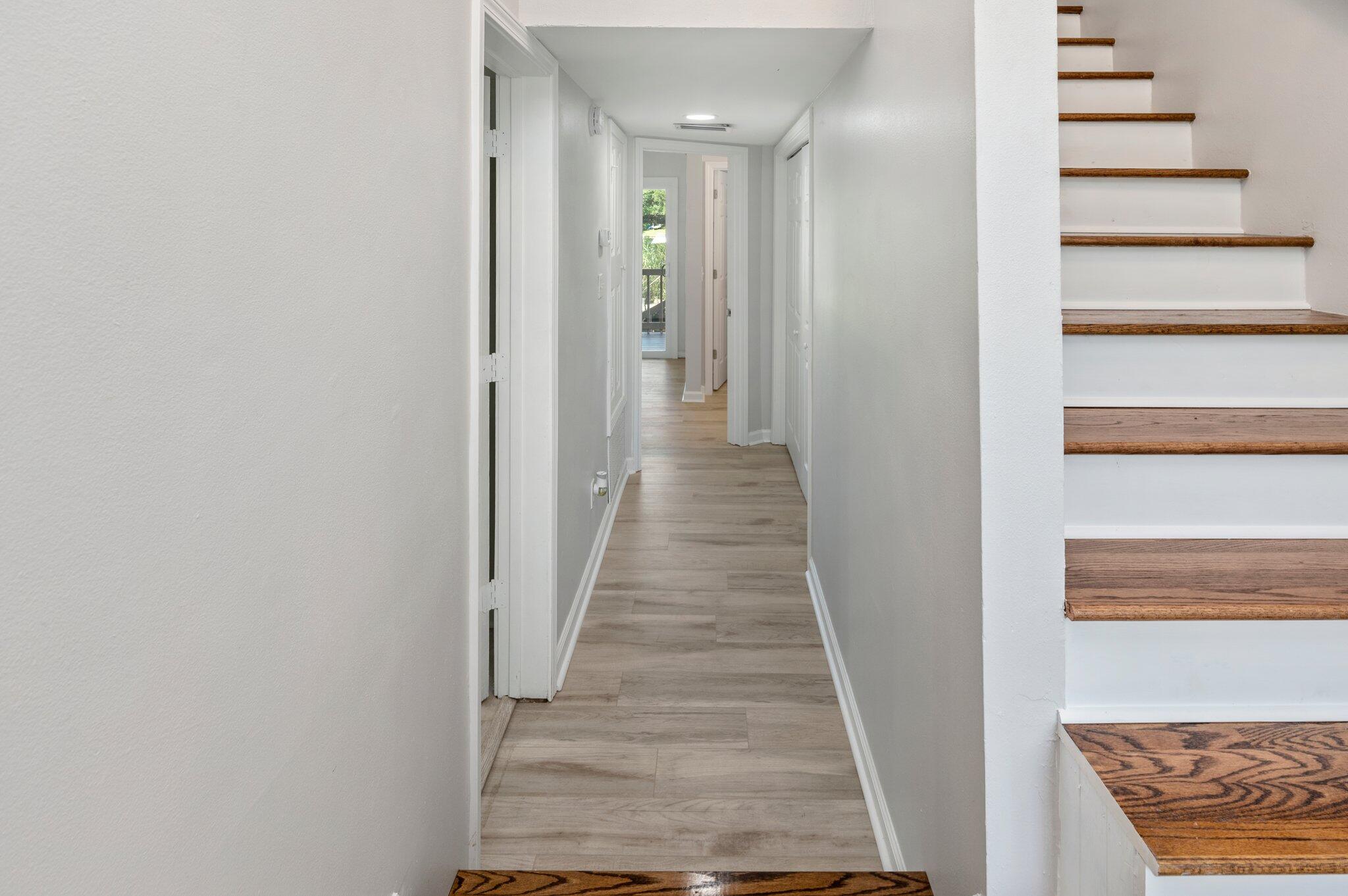SWIFT BAYOU T/H - Residential Lease