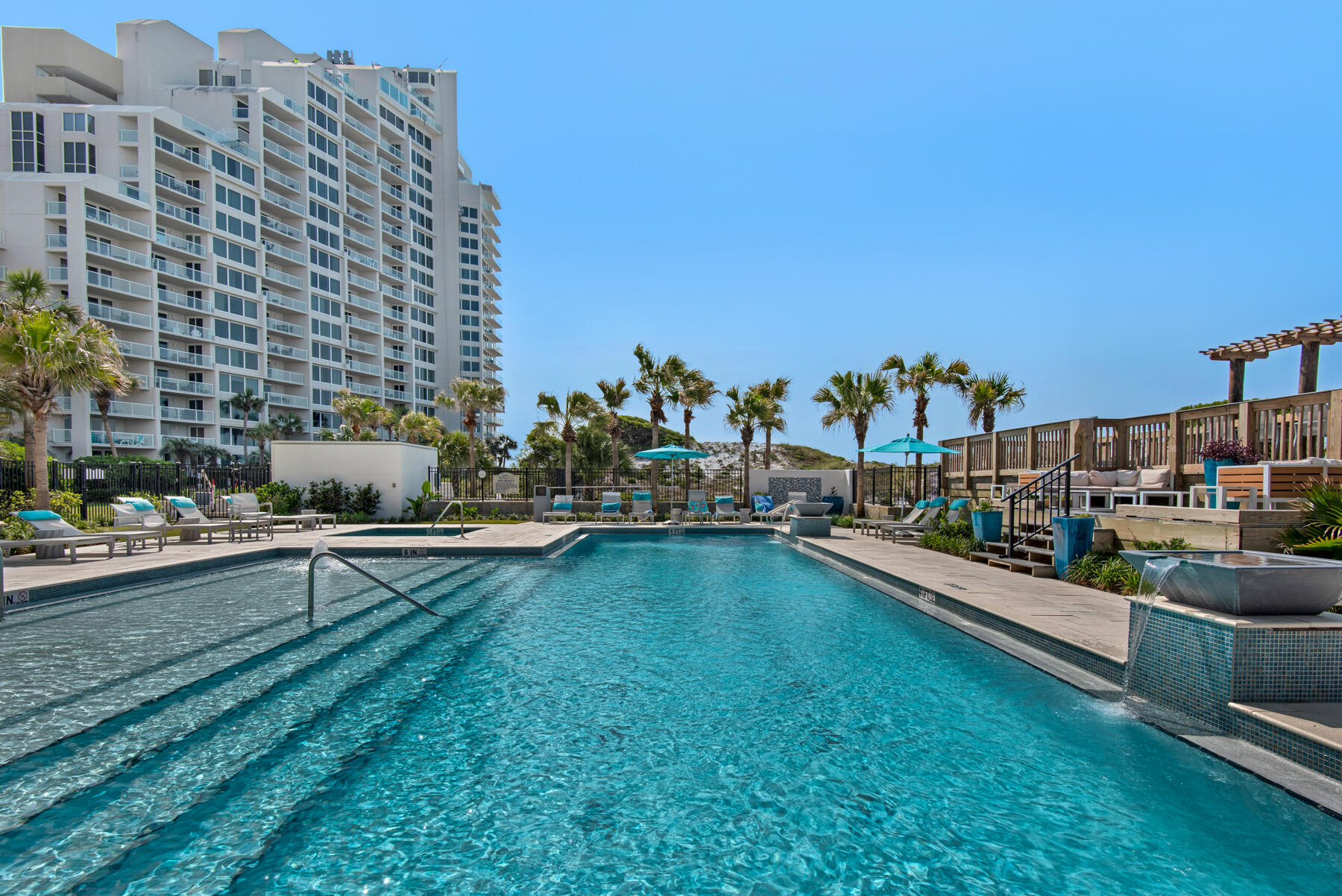 BEACHSIDE I CONDO - Residential
