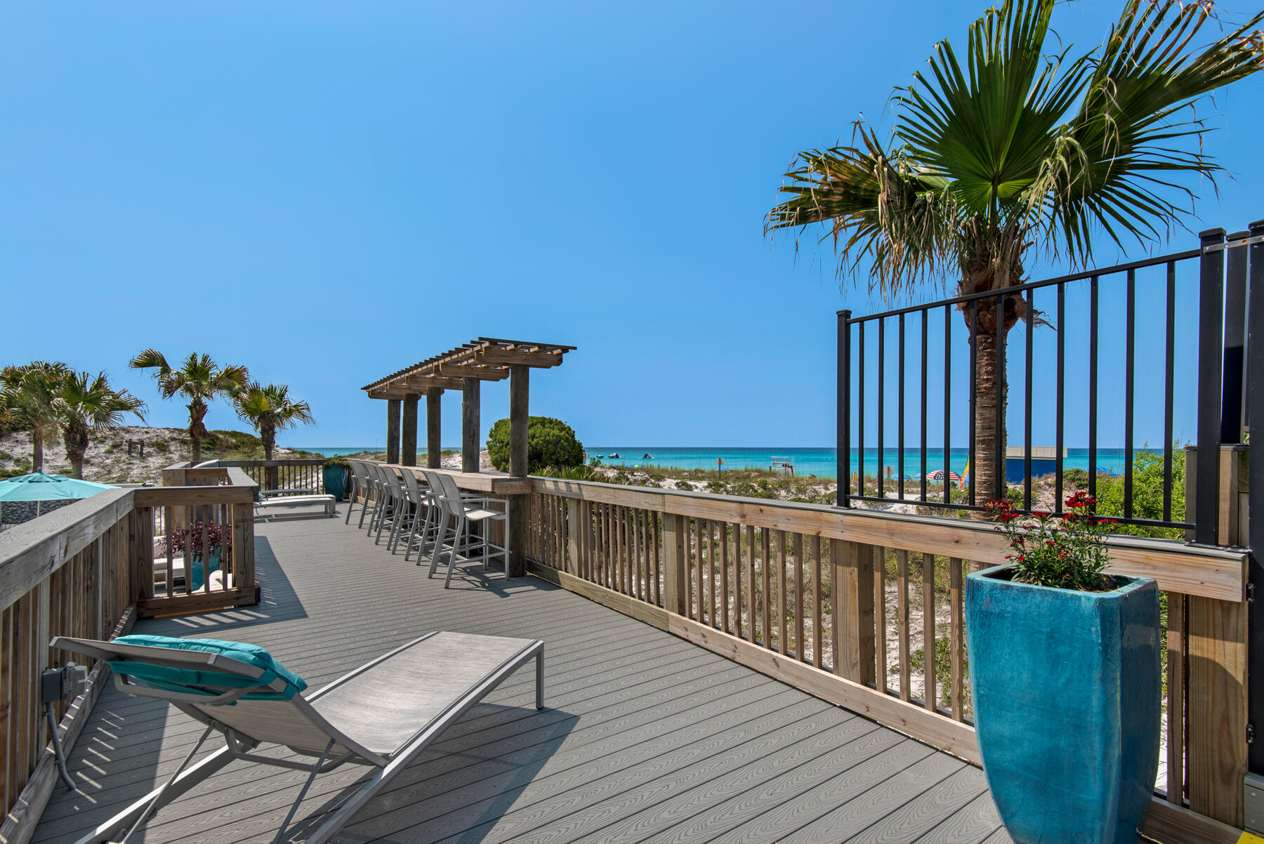 BEACHSIDE I CONDO - Residential