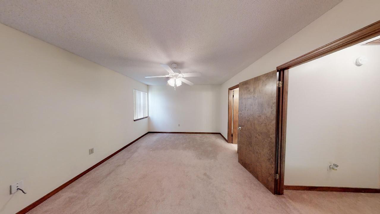 PINEDALE 2ND ADDN - Residential Lease