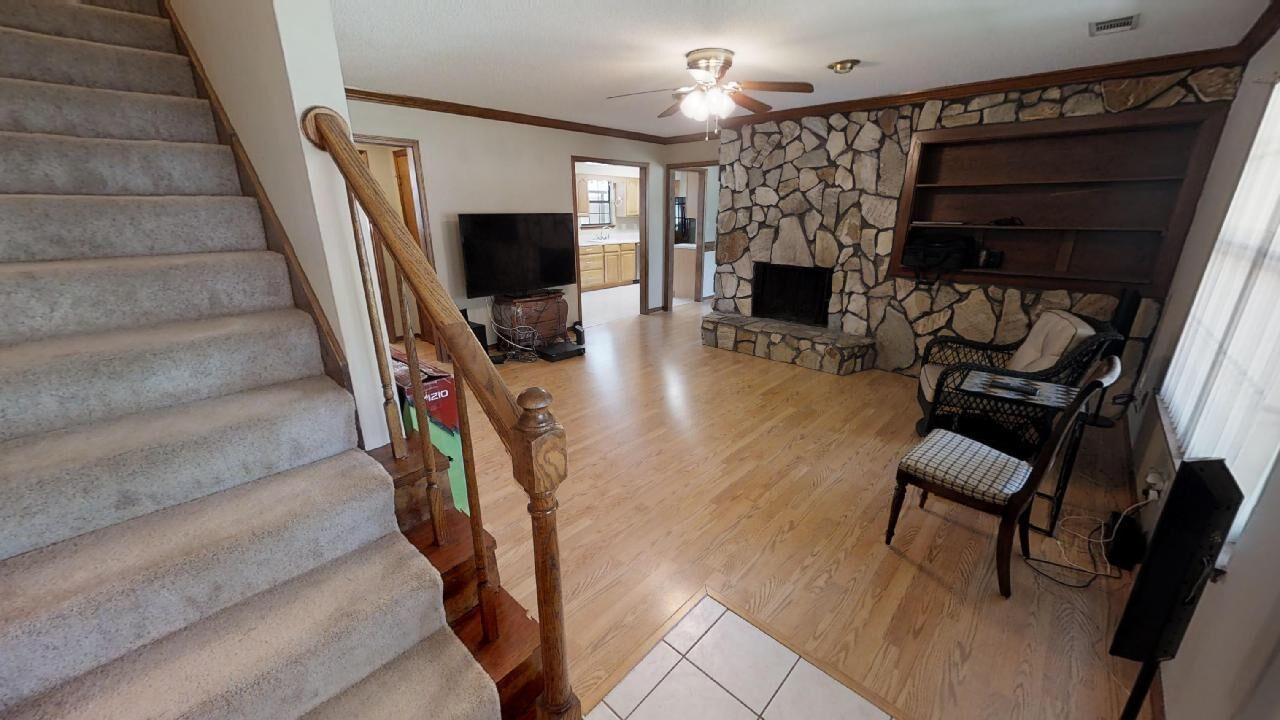 PINEDALE 2ND ADDN - Residential Lease