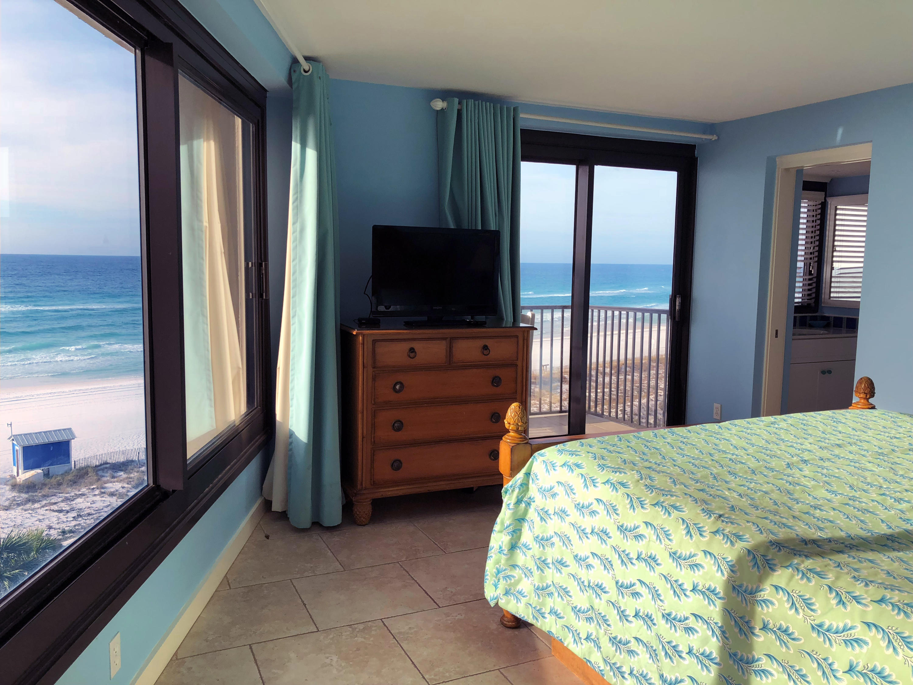 BEACHSIDE 1 CONDO - Residential