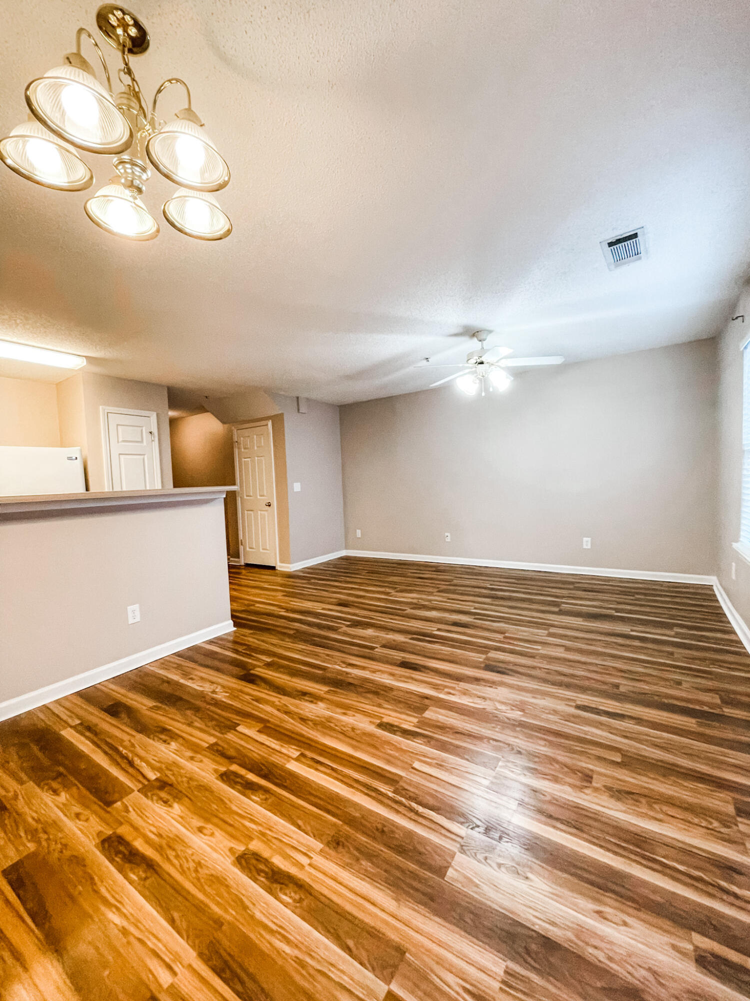 ROLLING PINES - Residential Lease