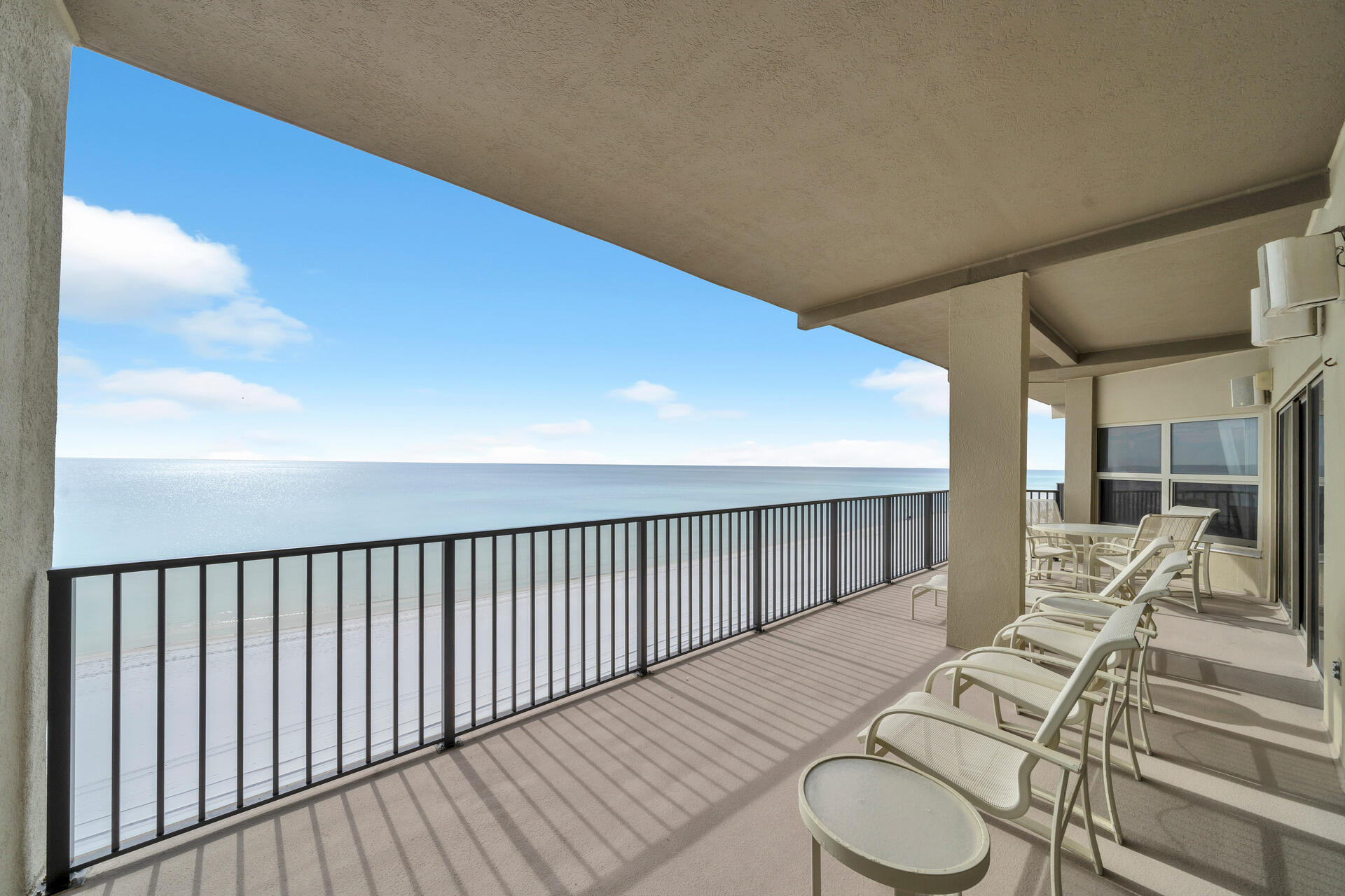 EMERALD TOWERS WEST CONDO - Residential