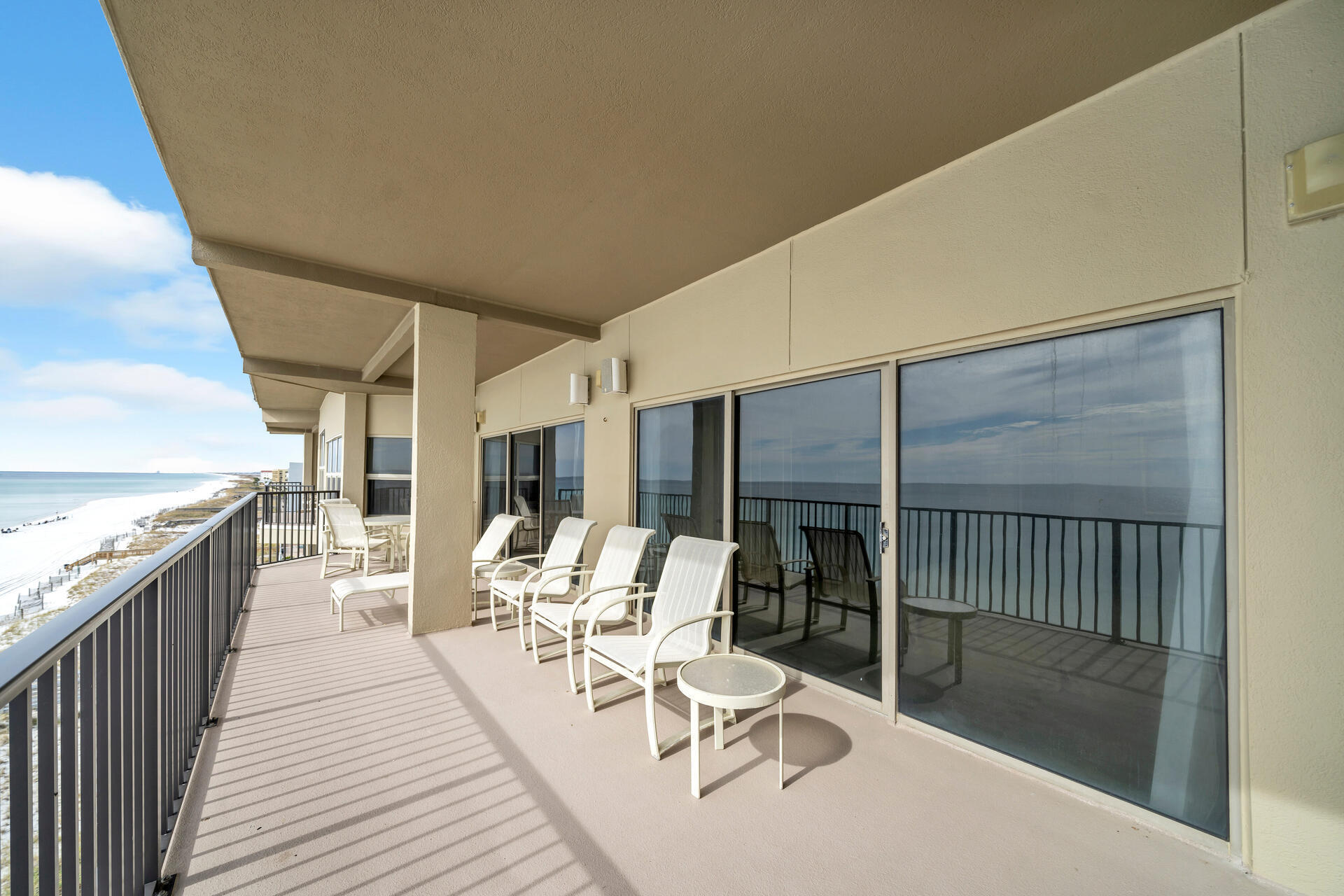 EMERALD TOWERS WEST CONDO - Residential