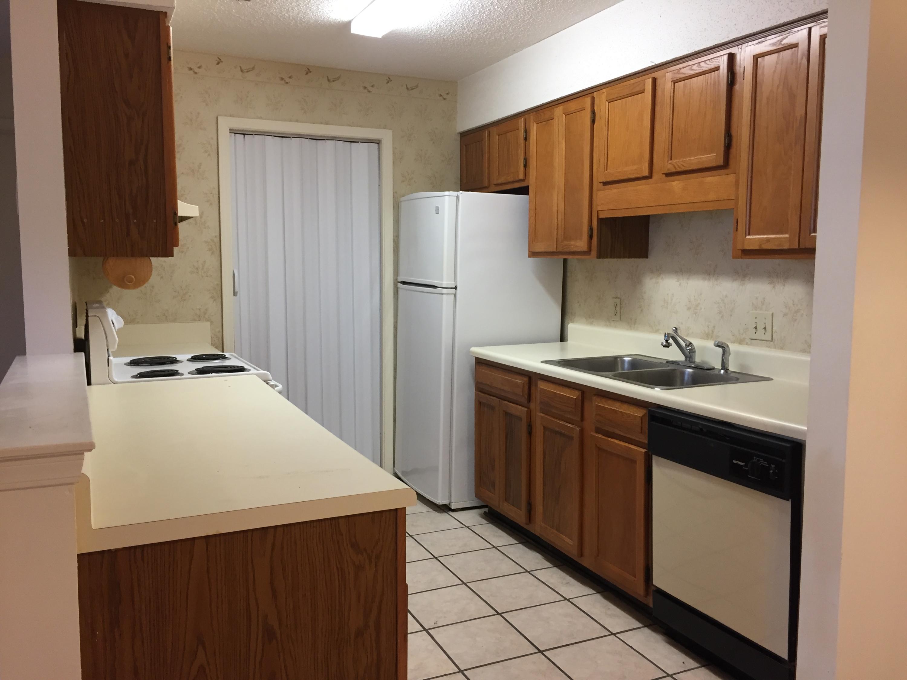 CARMEL VILLAGE T/H - Residential Lease