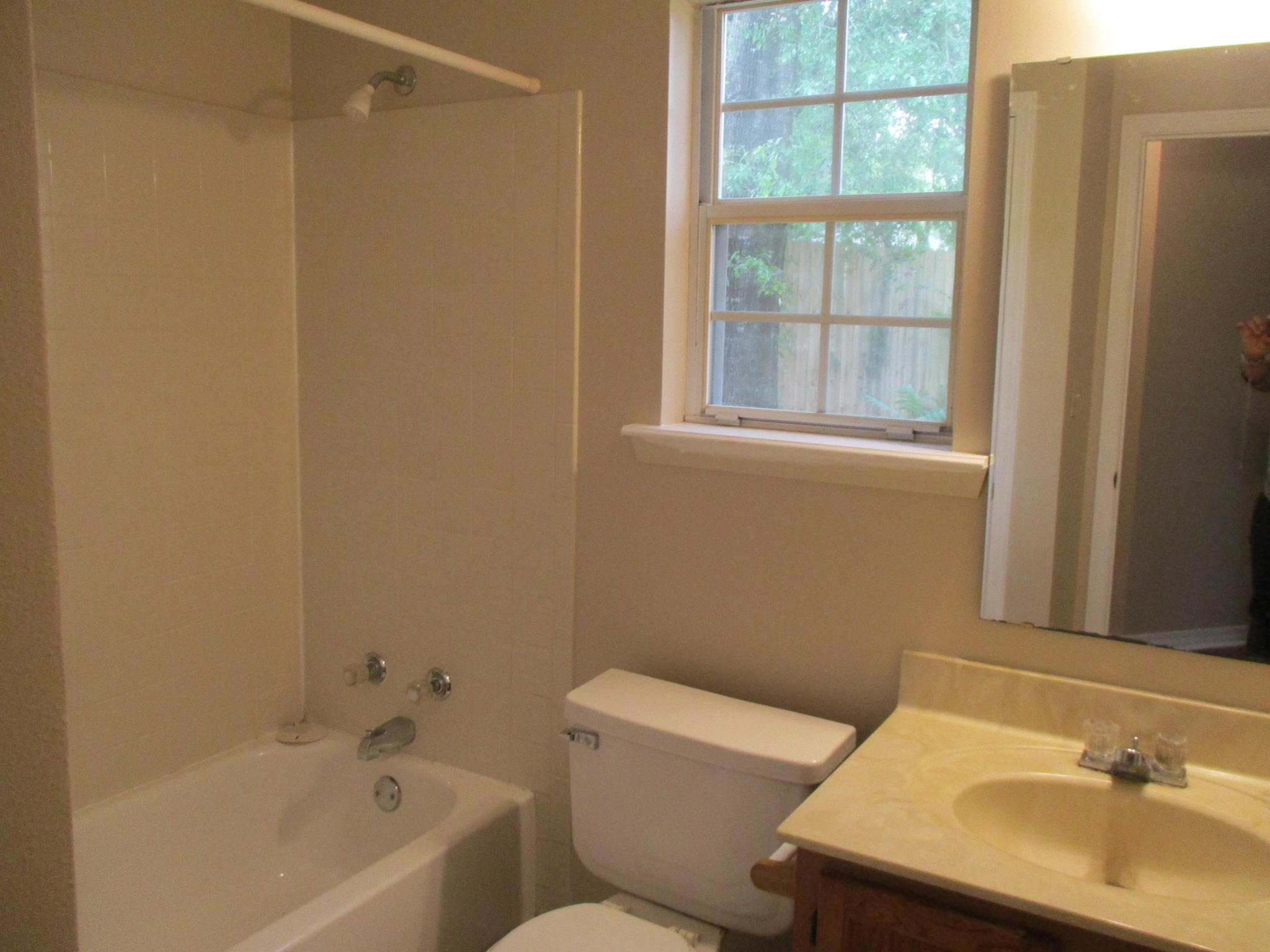 METES & BOUNDS - Residential Lease