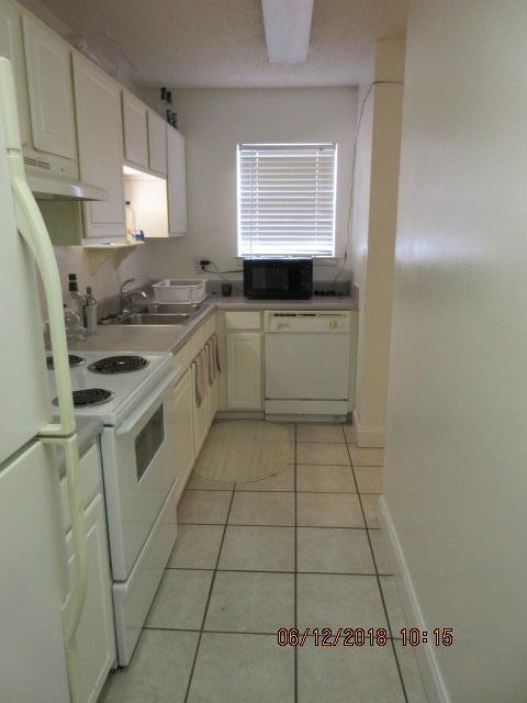 PORT DIXIE - Residential Lease