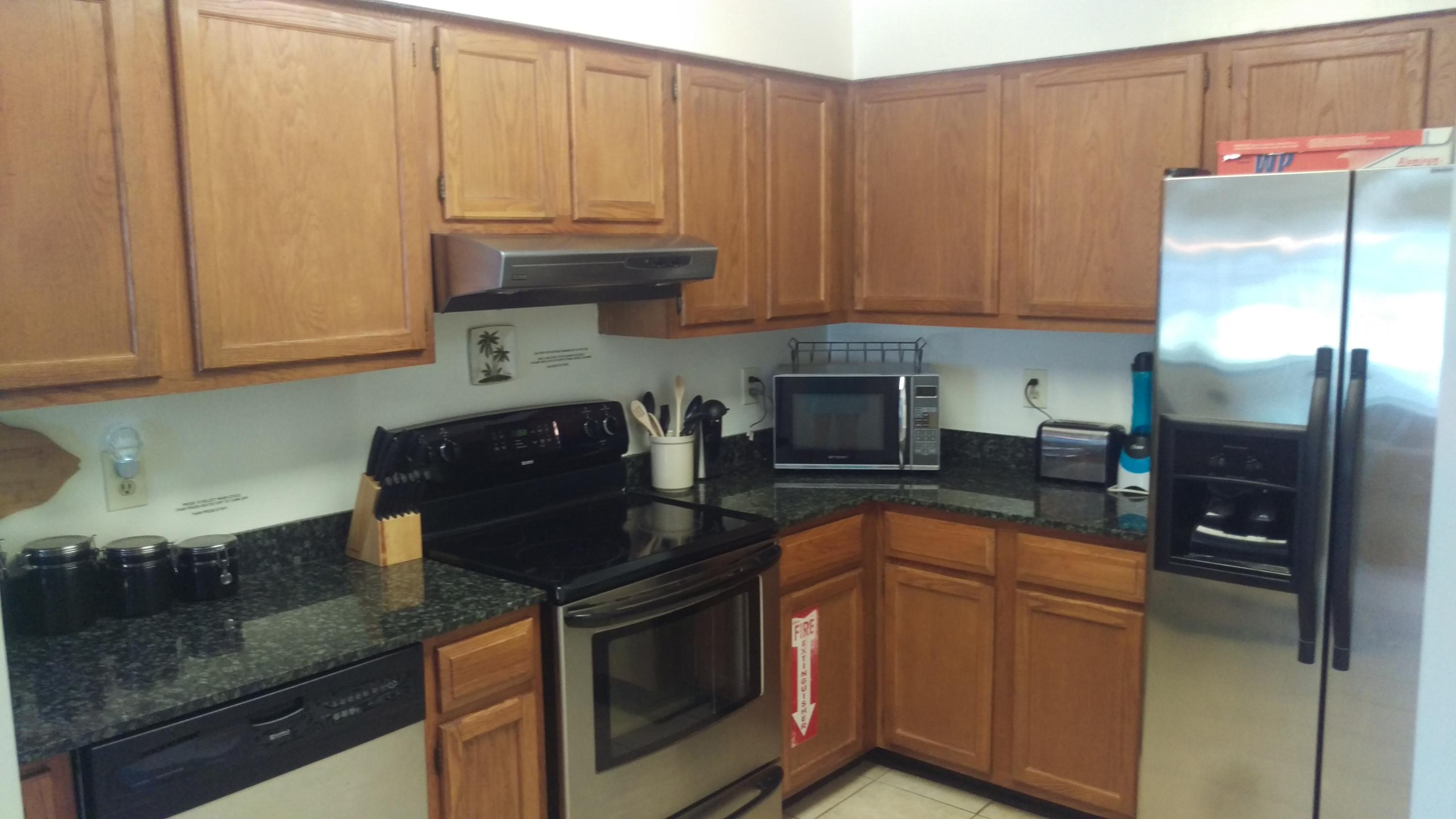 GARDEN OAKS CONDO - Residential Lease