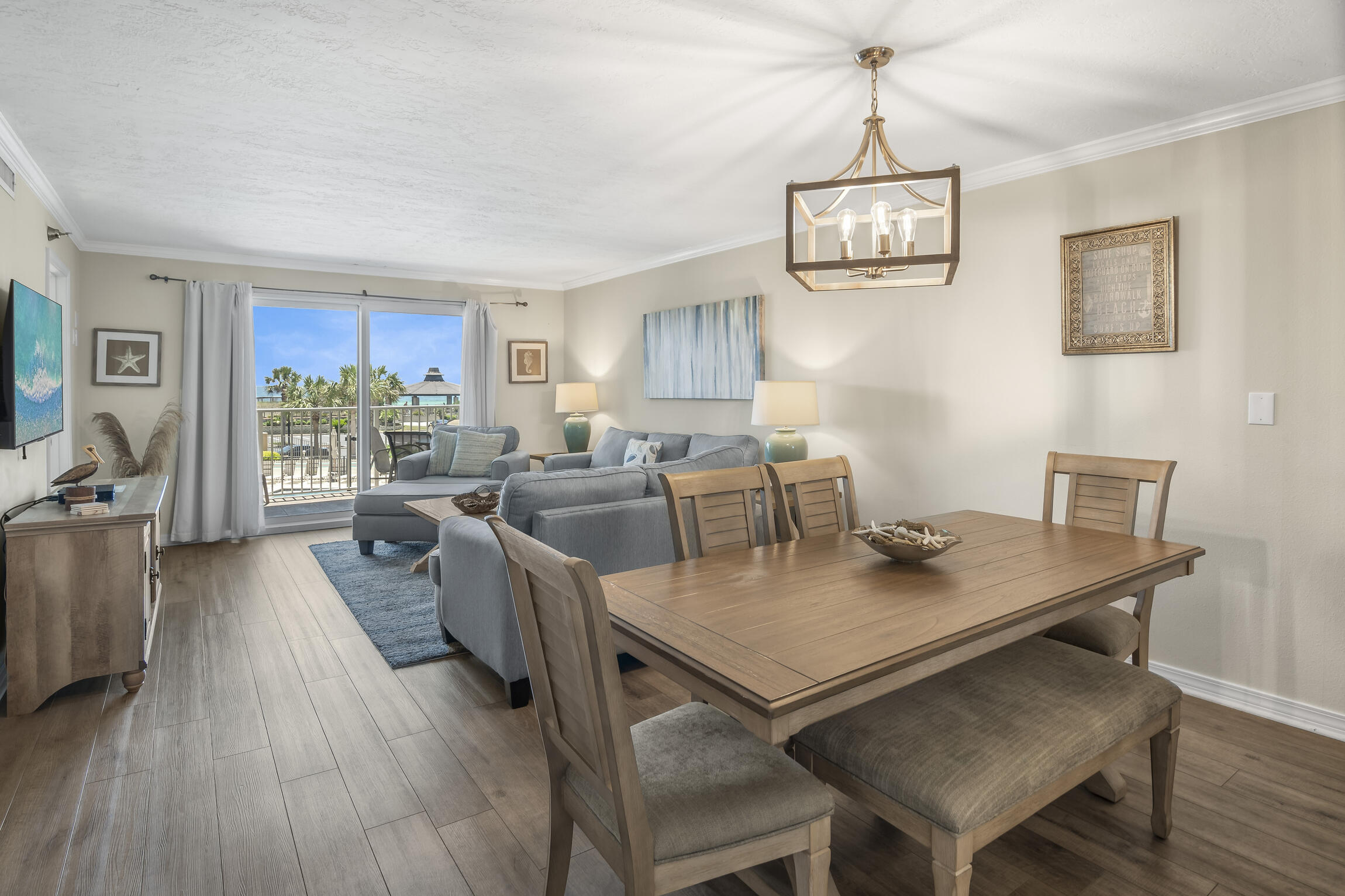 ISLANDER CONDO - Residential