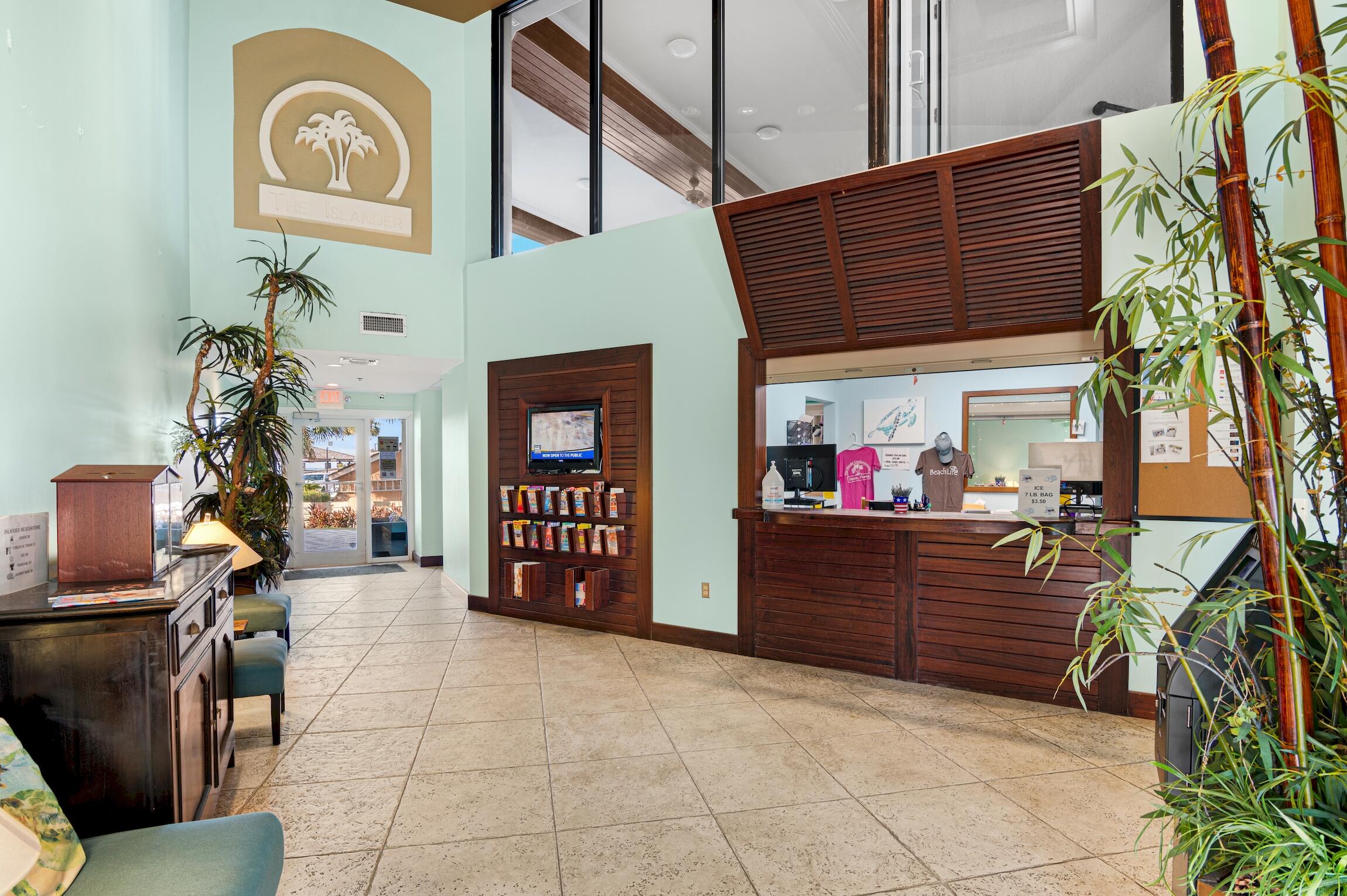 ISLANDER CONDO - Residential