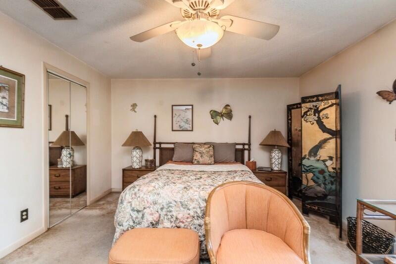 WOODHAM MANOR 1ST ADDN - Residential