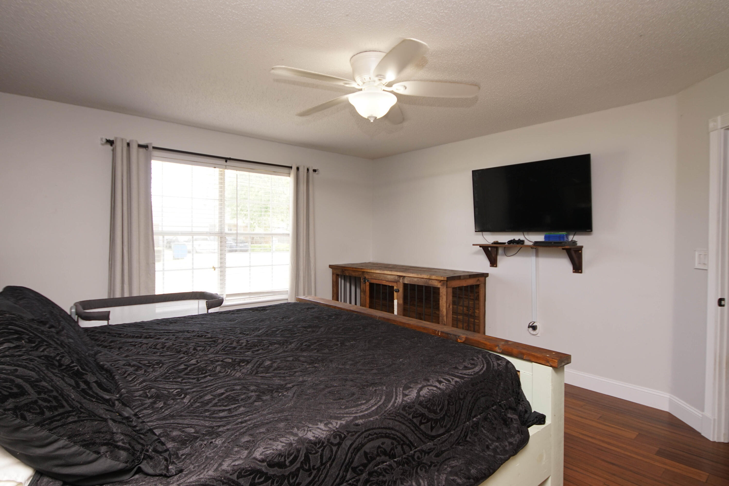 COUNTRYVIEW ESTATES - Residential Lease