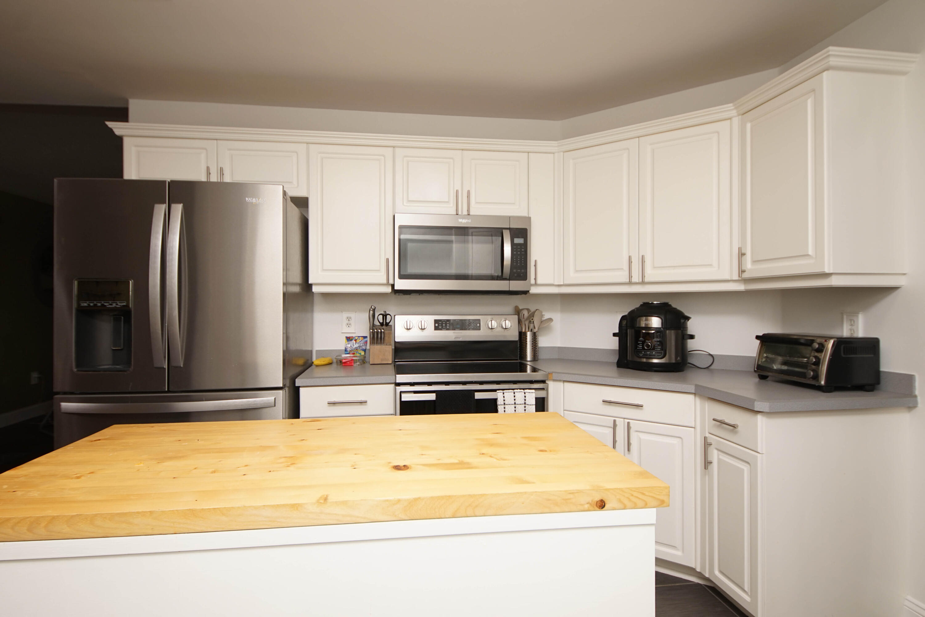 COUNTRYVIEW ESTATES - Residential Lease