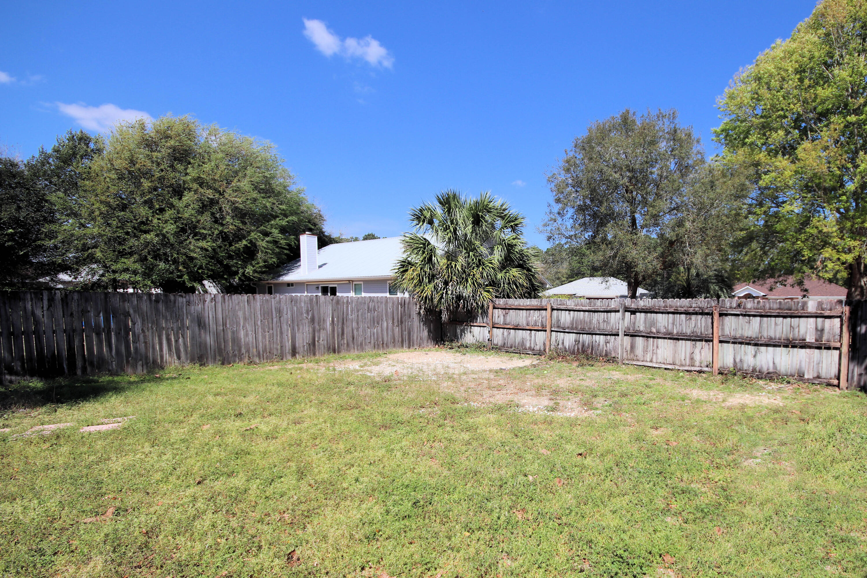 COUNTRYVIEW ESTATES - Residential Lease