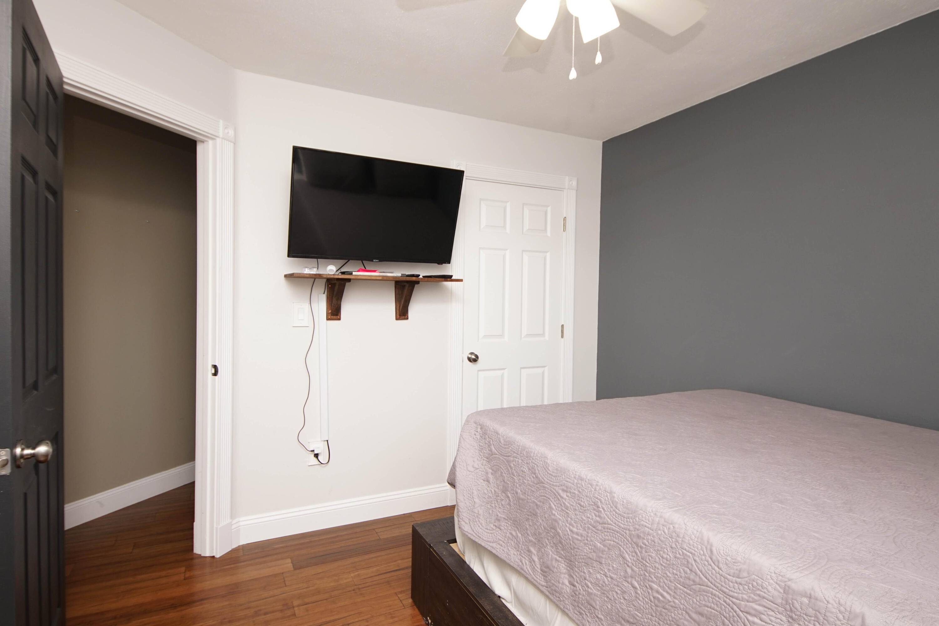 COUNTRYVIEW ESTATES - Residential Lease