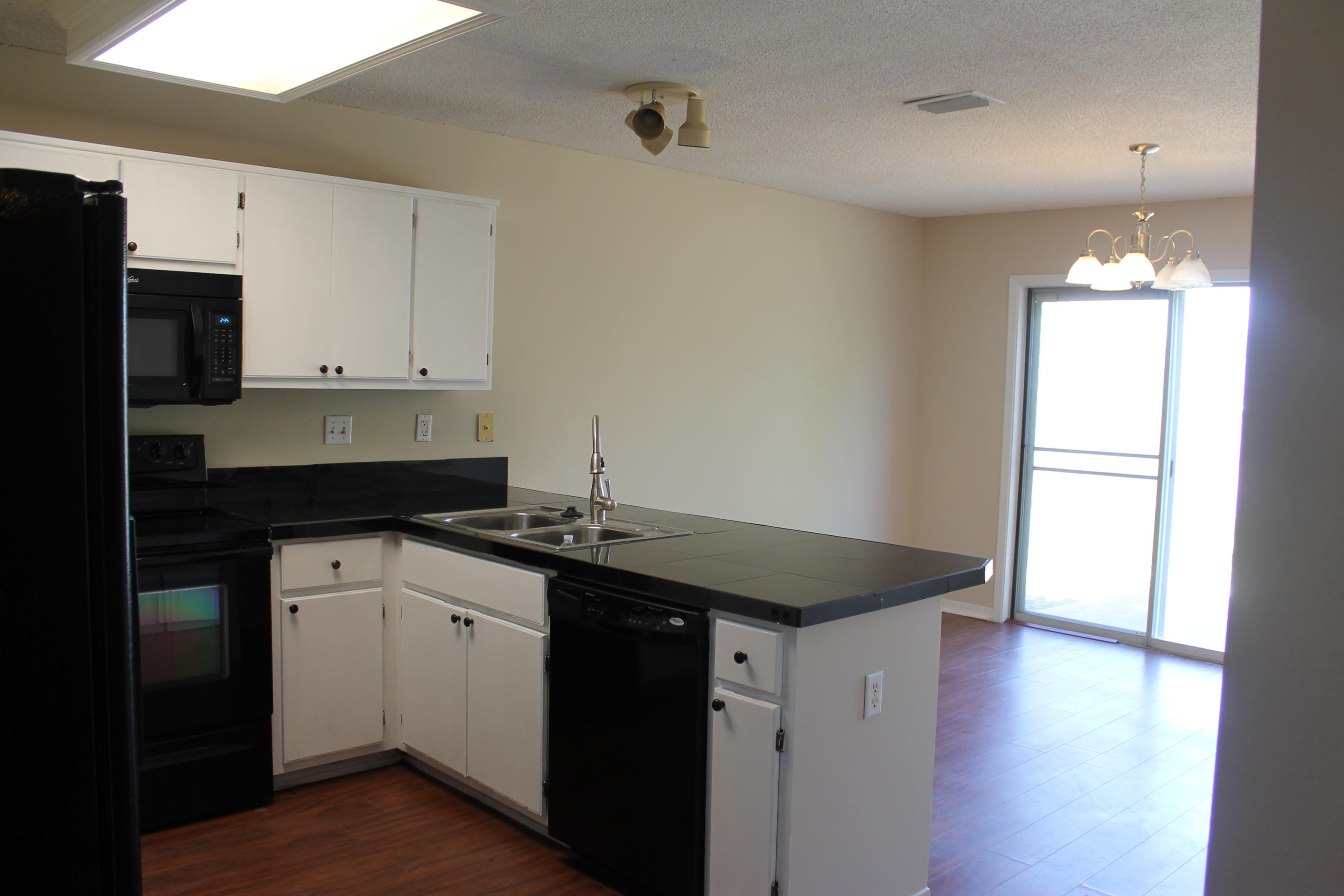 HOLLYROD PARK - Residential Lease