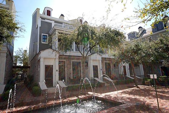 LE JARDIN - Residential Lease