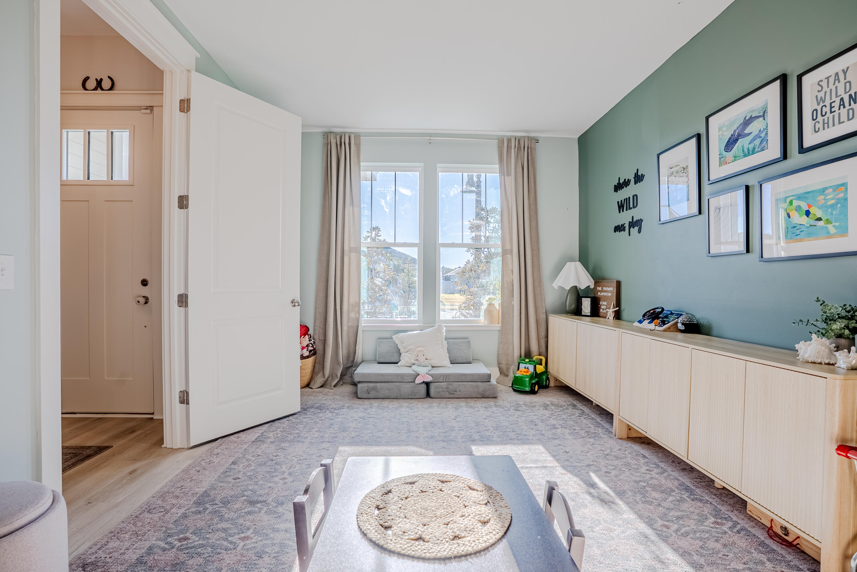 BREAKFAST POINT - Residential