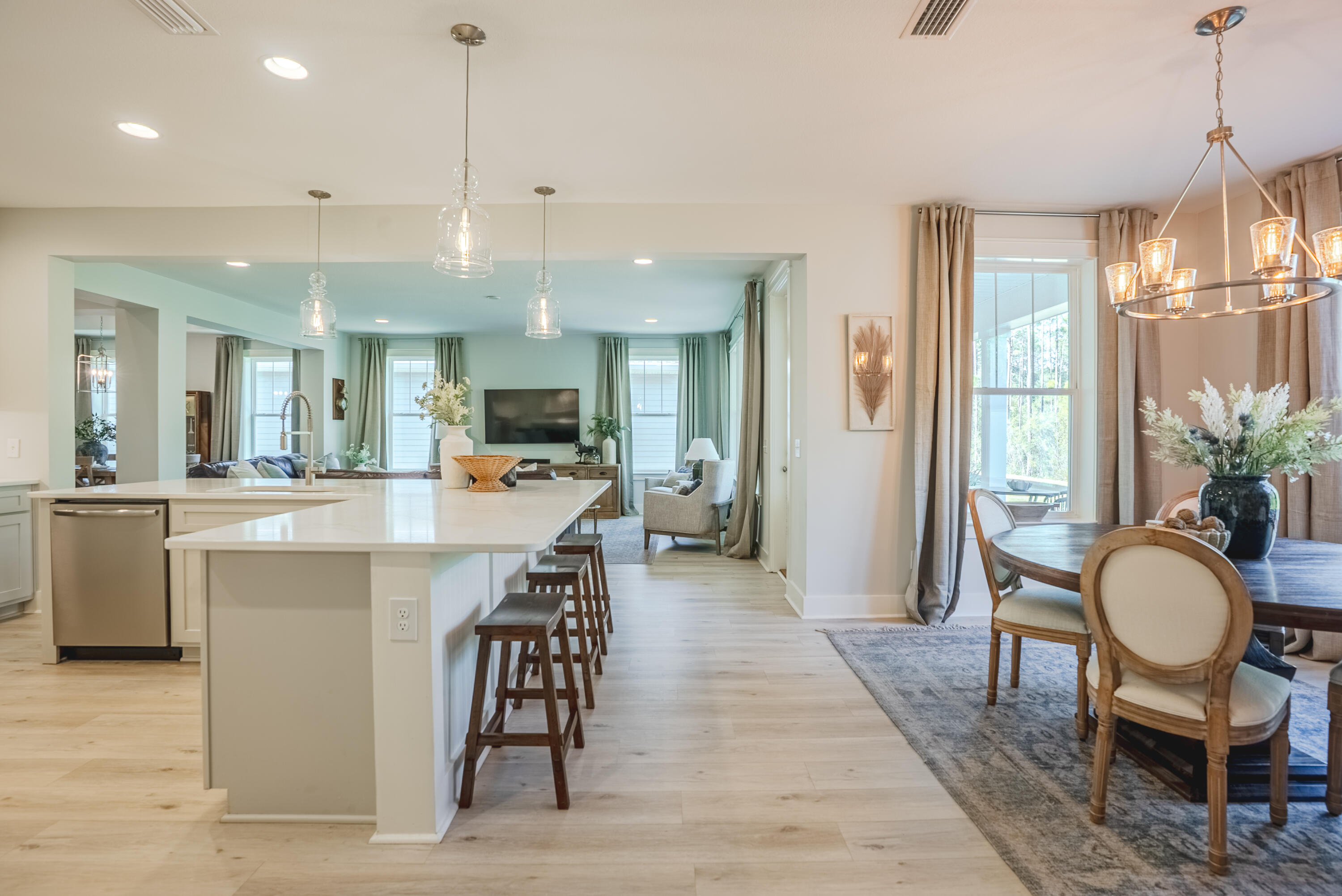 BREAKFAST POINT - Residential