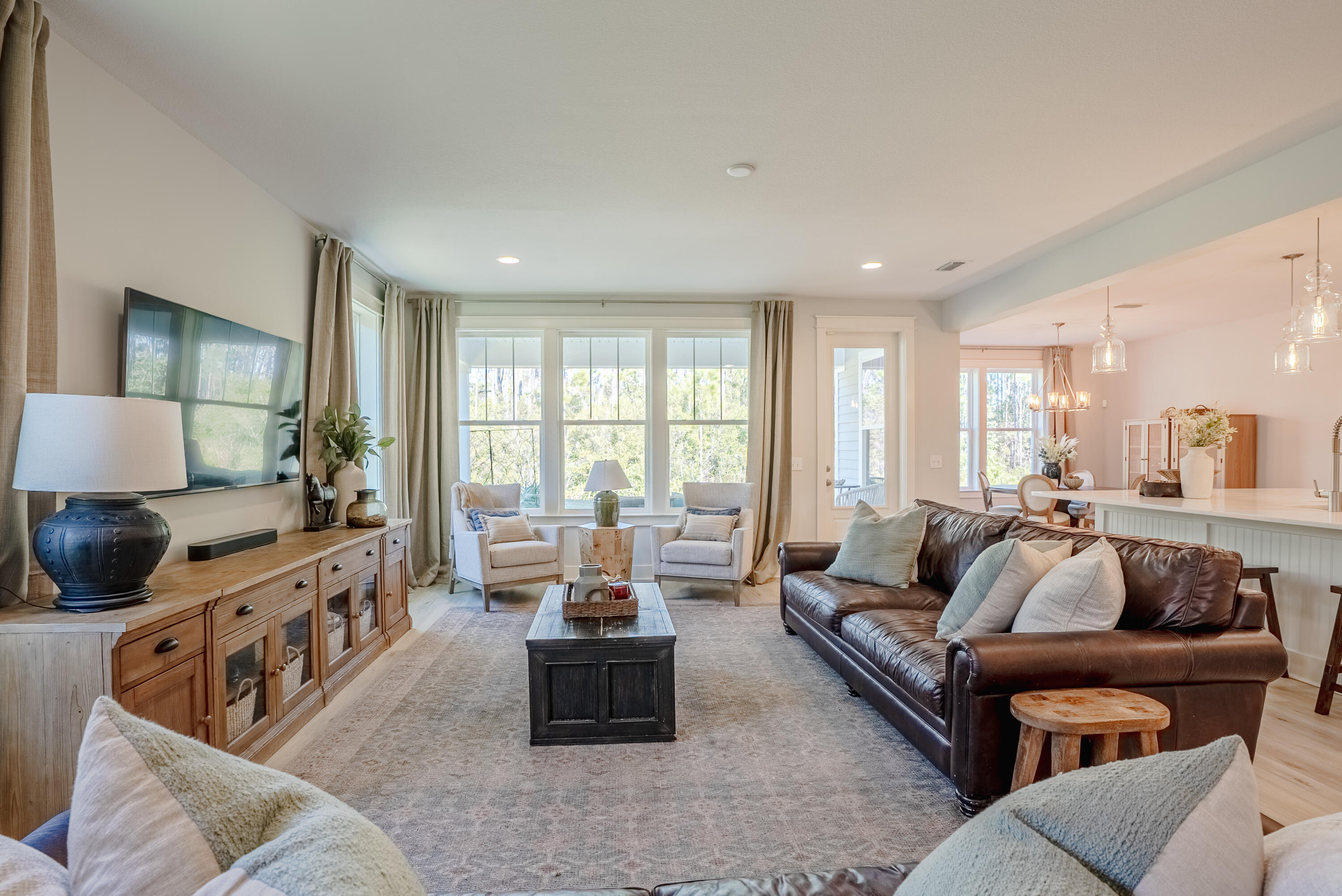 BREAKFAST POINT - Residential