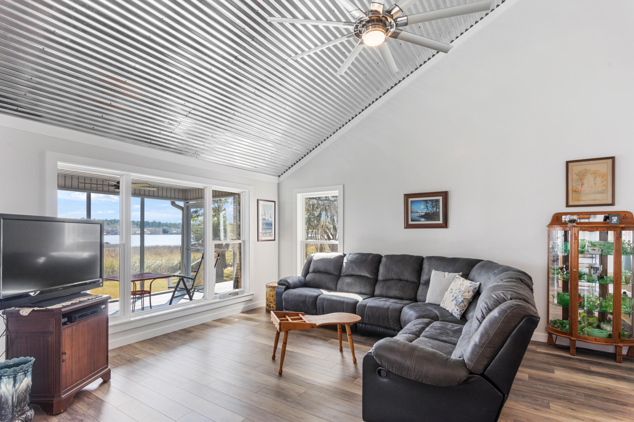 Lagrange Shores - Residential
